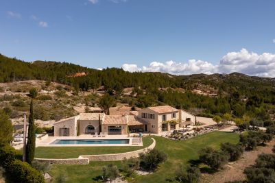 Rental Mas Saint-Rémy-de-Provence 9&nbsp;Rooms 416&nbsp;m²