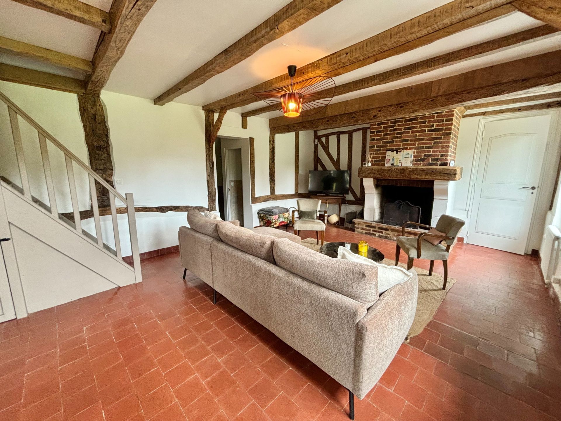 chaumière de luxe 5 Pièces en location saisonnière sur BONNEBOSQ (14340)