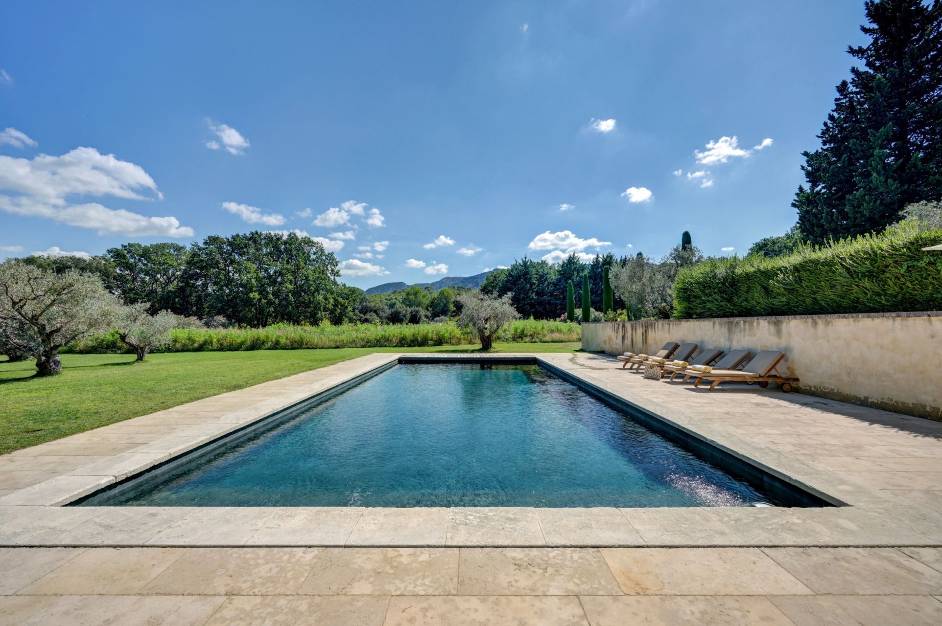 mas 13 Pièces en location saisonnière sur ST REMY DE PROVENCE (13210)