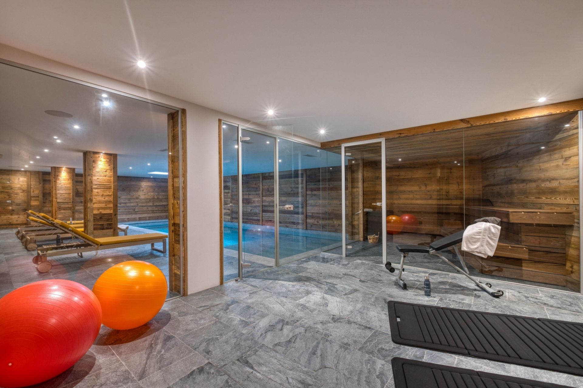 chalet de luxe 10 Pièces en location saisonnière sur MEGEVE (74120)