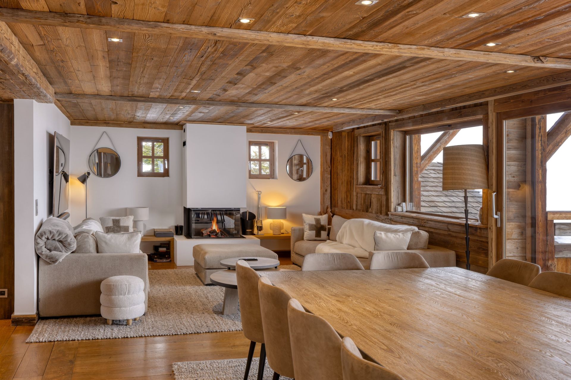 luxury chalet 8 Rooms for seasonal rent on MEGEVE (74120)