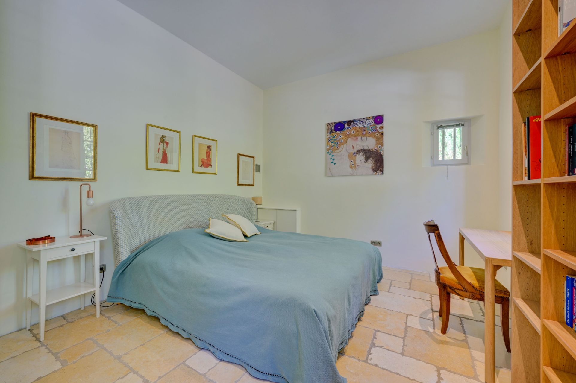 luxury house 8 Rooms for seasonal rent on AIX EN PROVENCE (13100)