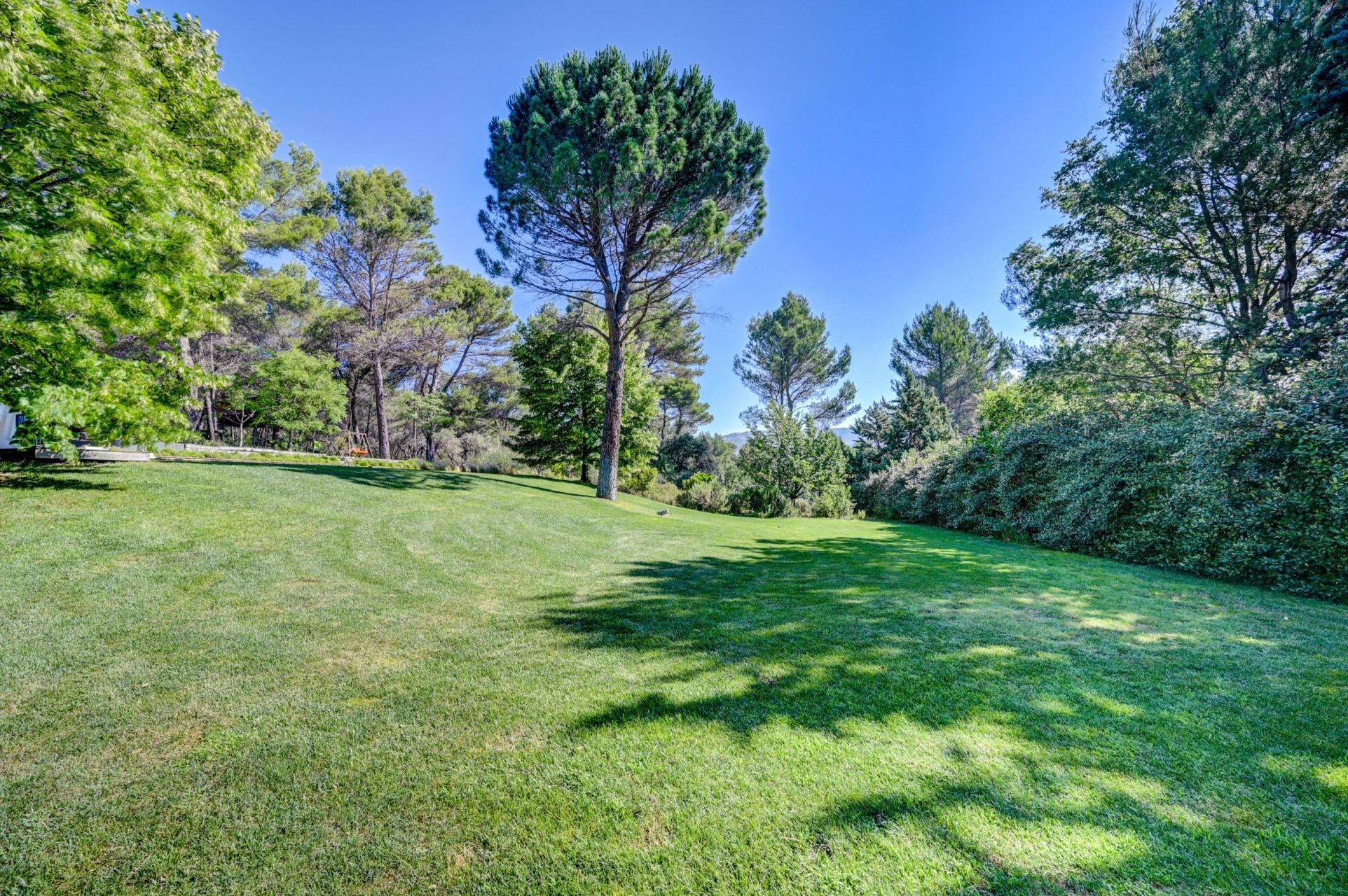 maison de luxe 13 Pièces en location saisonnière sur AIX EN PROVENCE (13100)