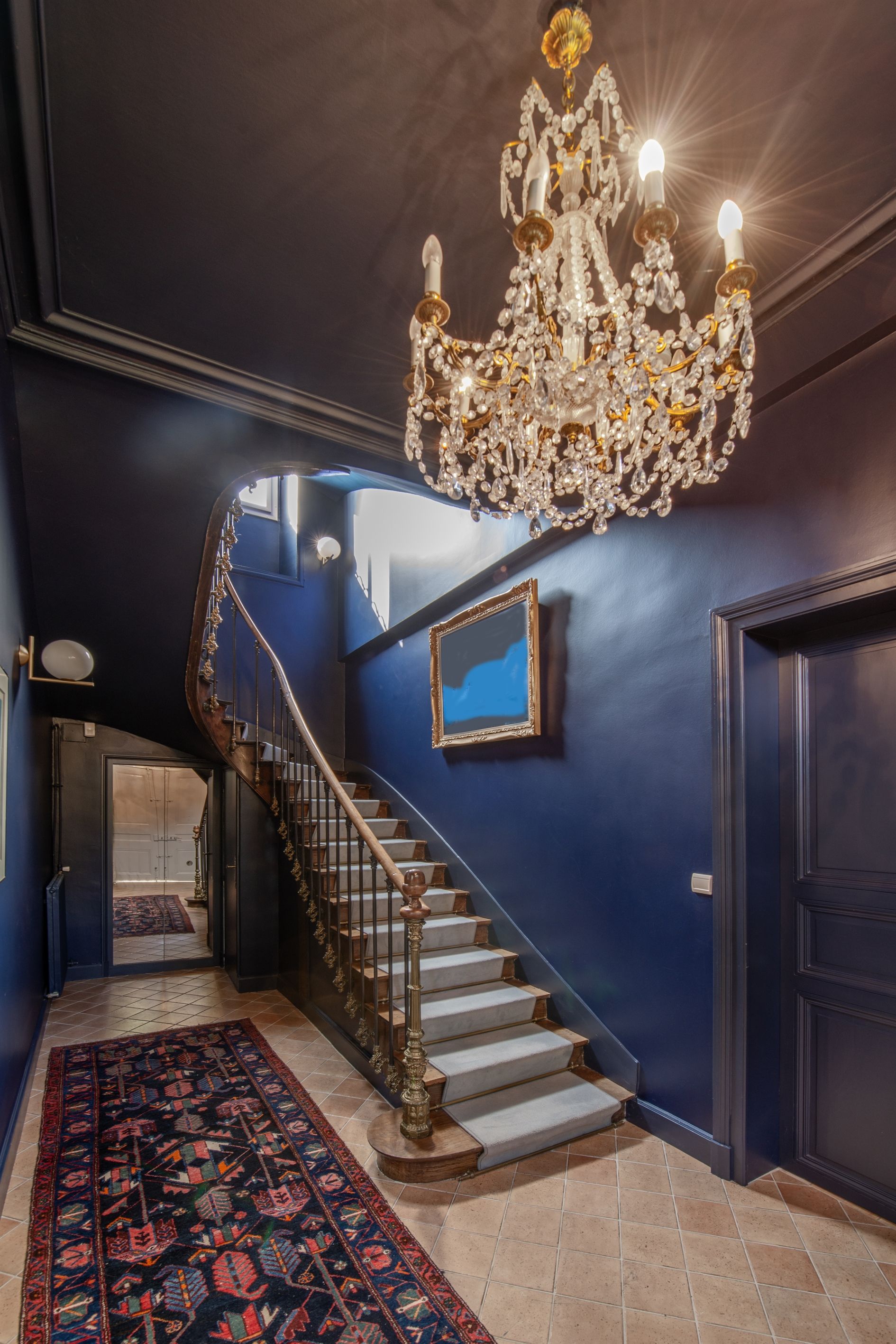 luxury property 16 Rooms for sale on ANGERS (49000)