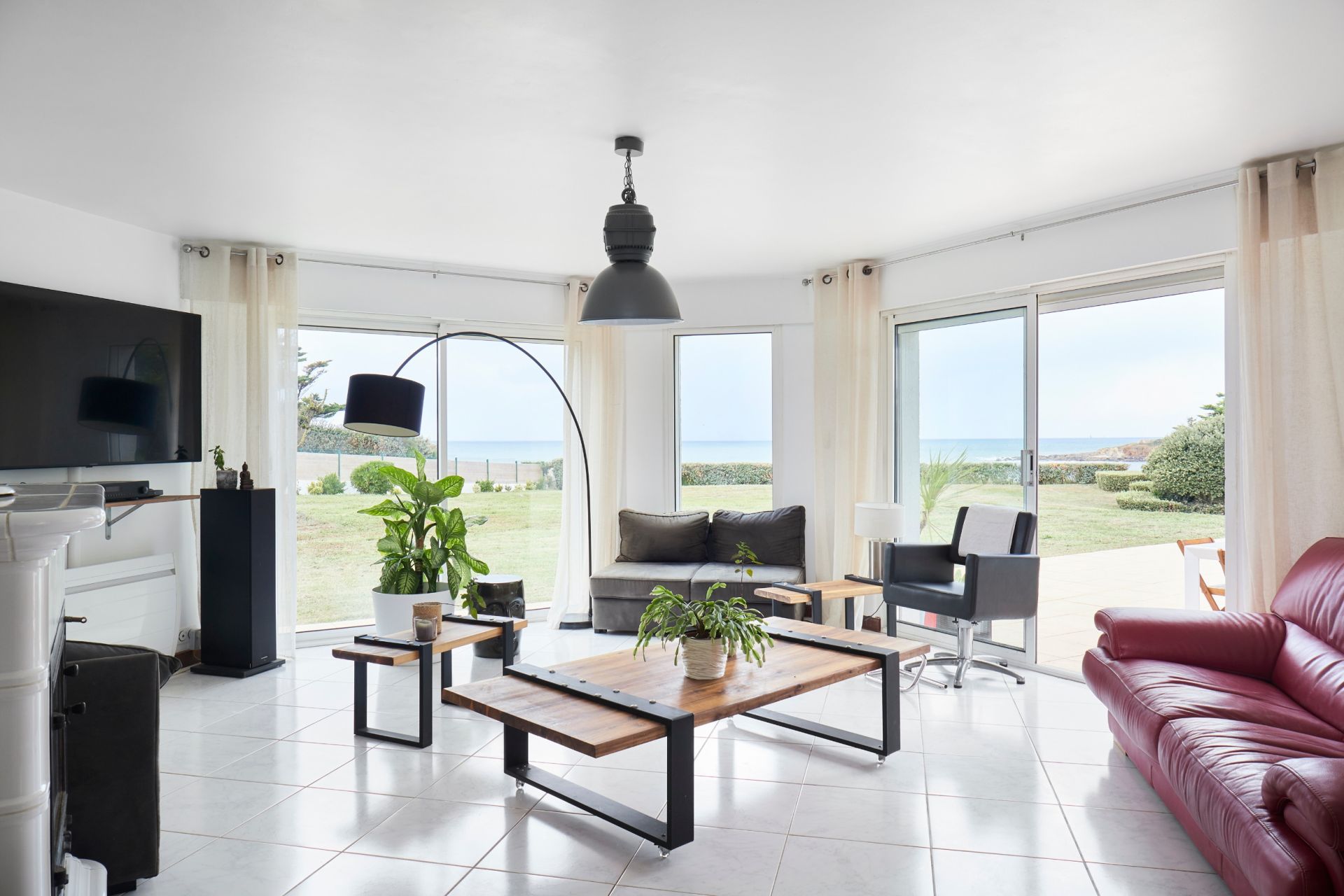 villa de luxe 6 Pièces en location saisonnière sur TALMONT ST HILAIRE (85440)