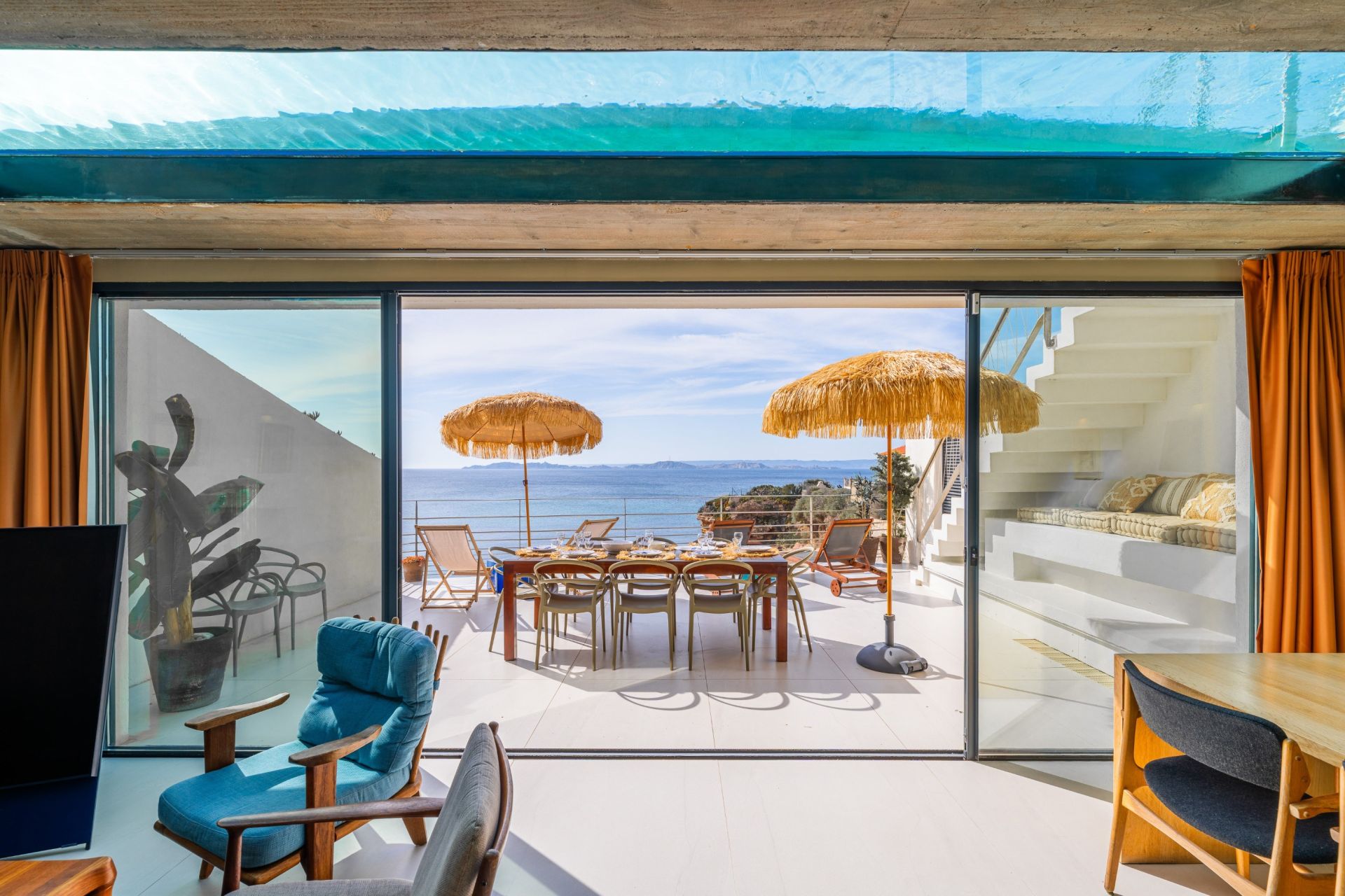 luxury house 6 Rooms for seasonal rent on MARSEILLE (13008)