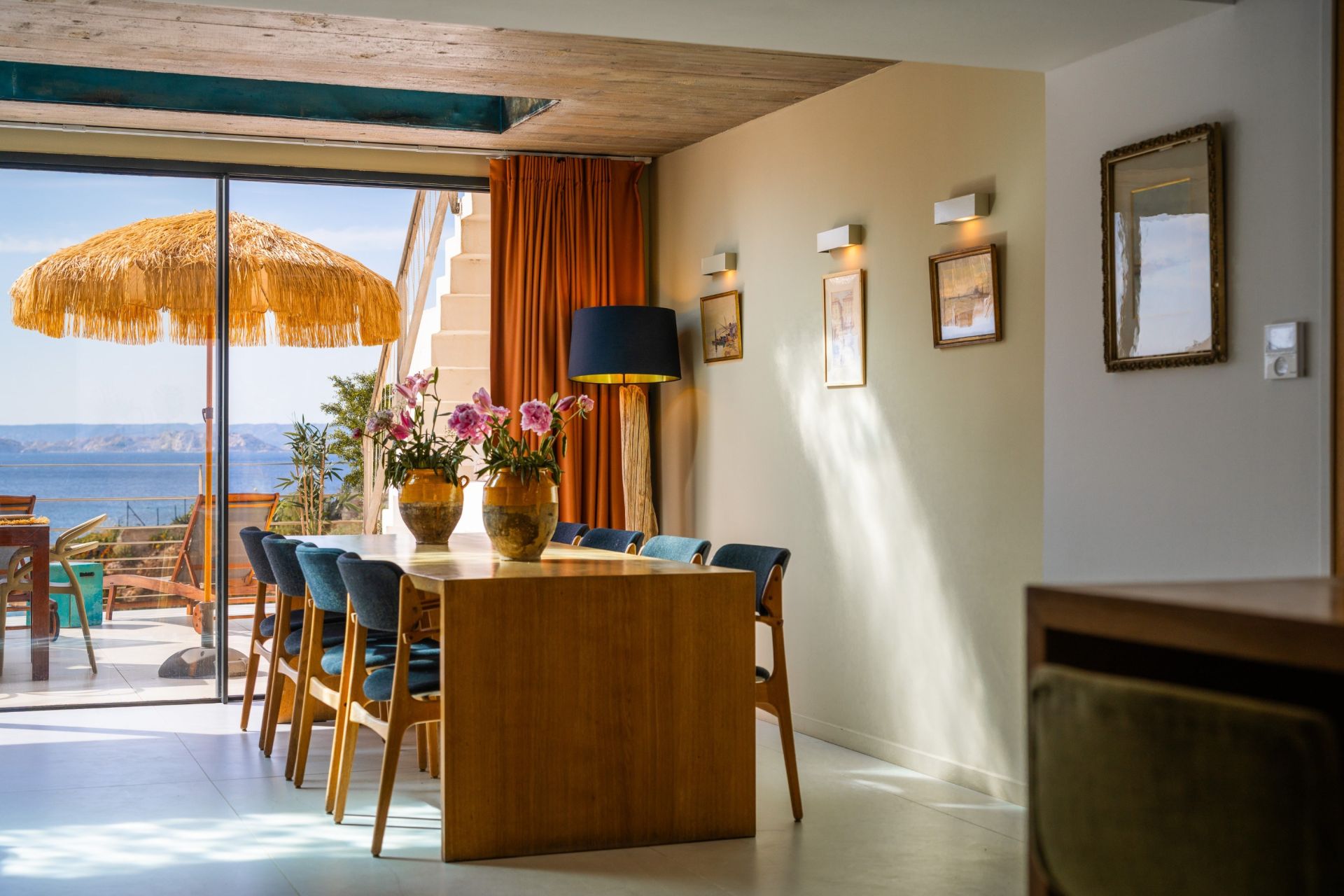 luxury house 6 Rooms for seasonal rent on MARSEILLE (13008)