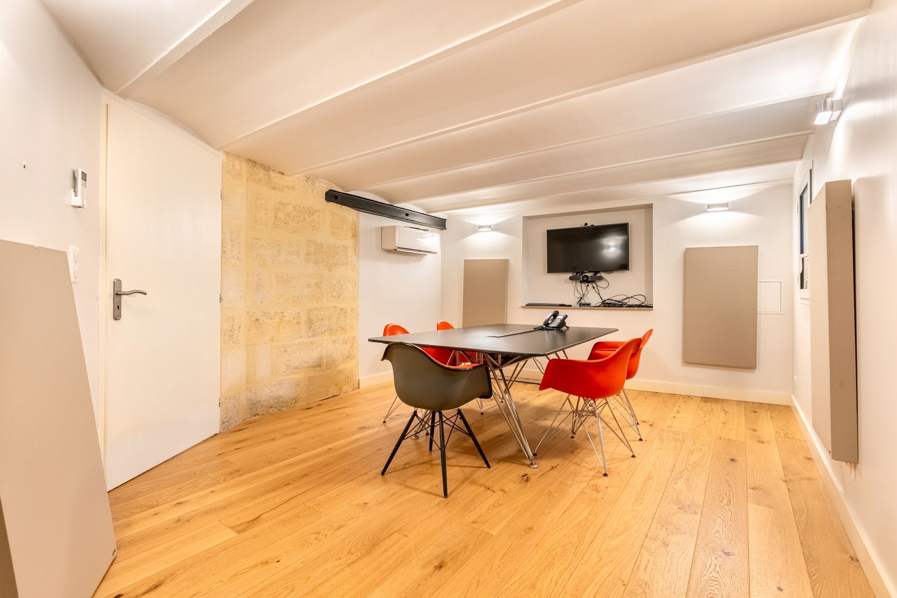 building for sale on BORDEAUX (33000)