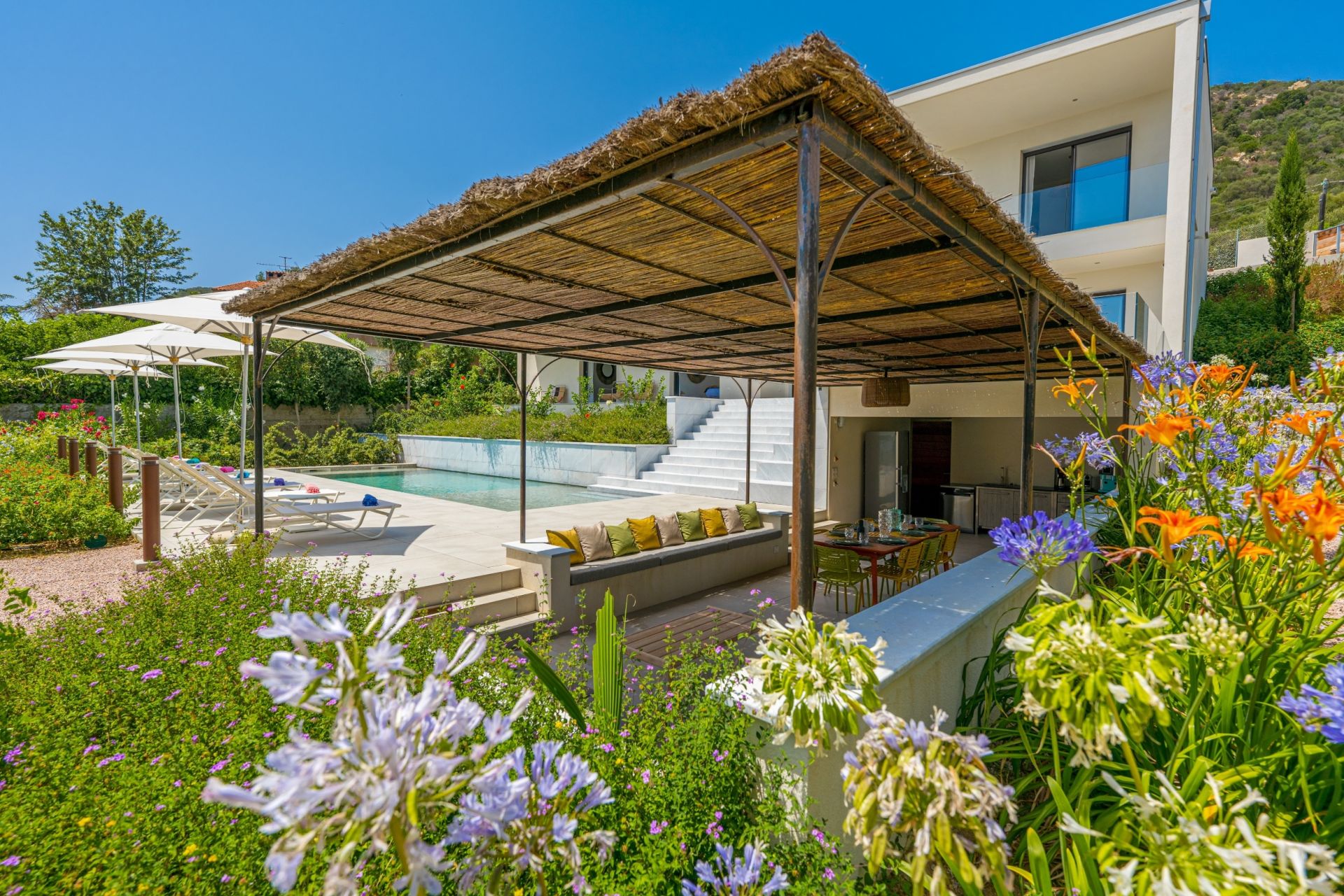 villa de luxe 6 Pièces en location saisonnière sur AJACCIO (20000)