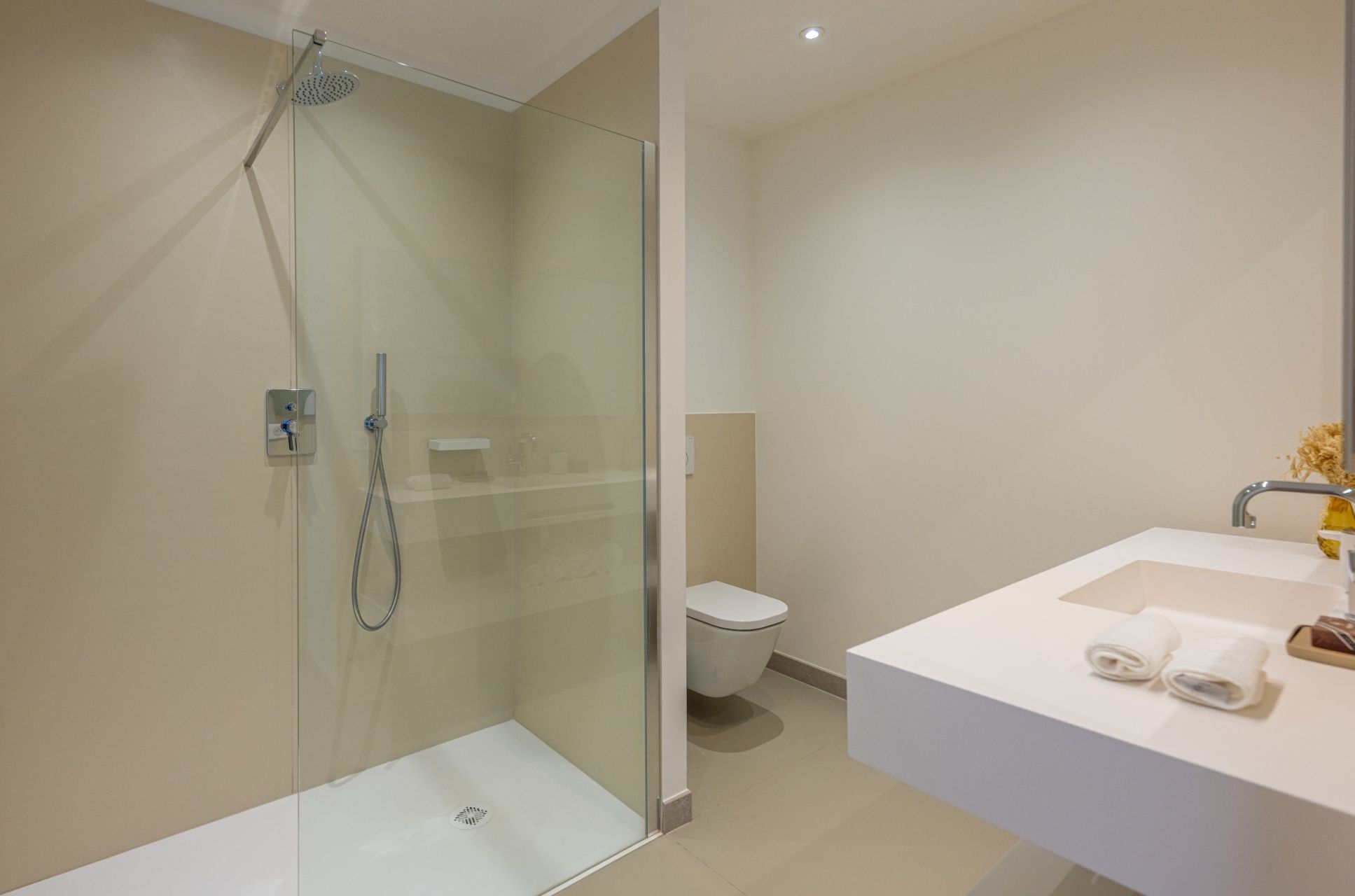 luxury villa 6 Rooms for seasonal rent on AJACCIO (20000)