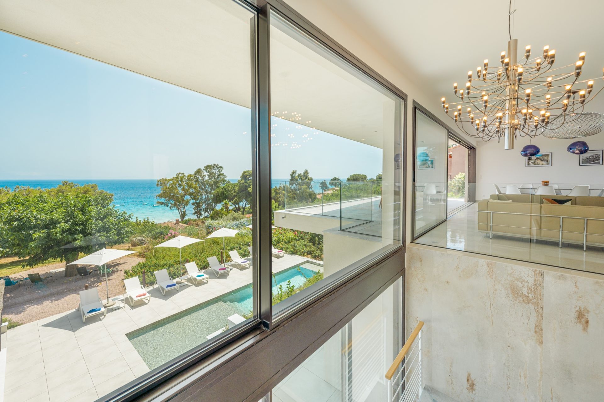 villa de luxe 6 Pièces en location saisonnière sur AJACCIO (20000)