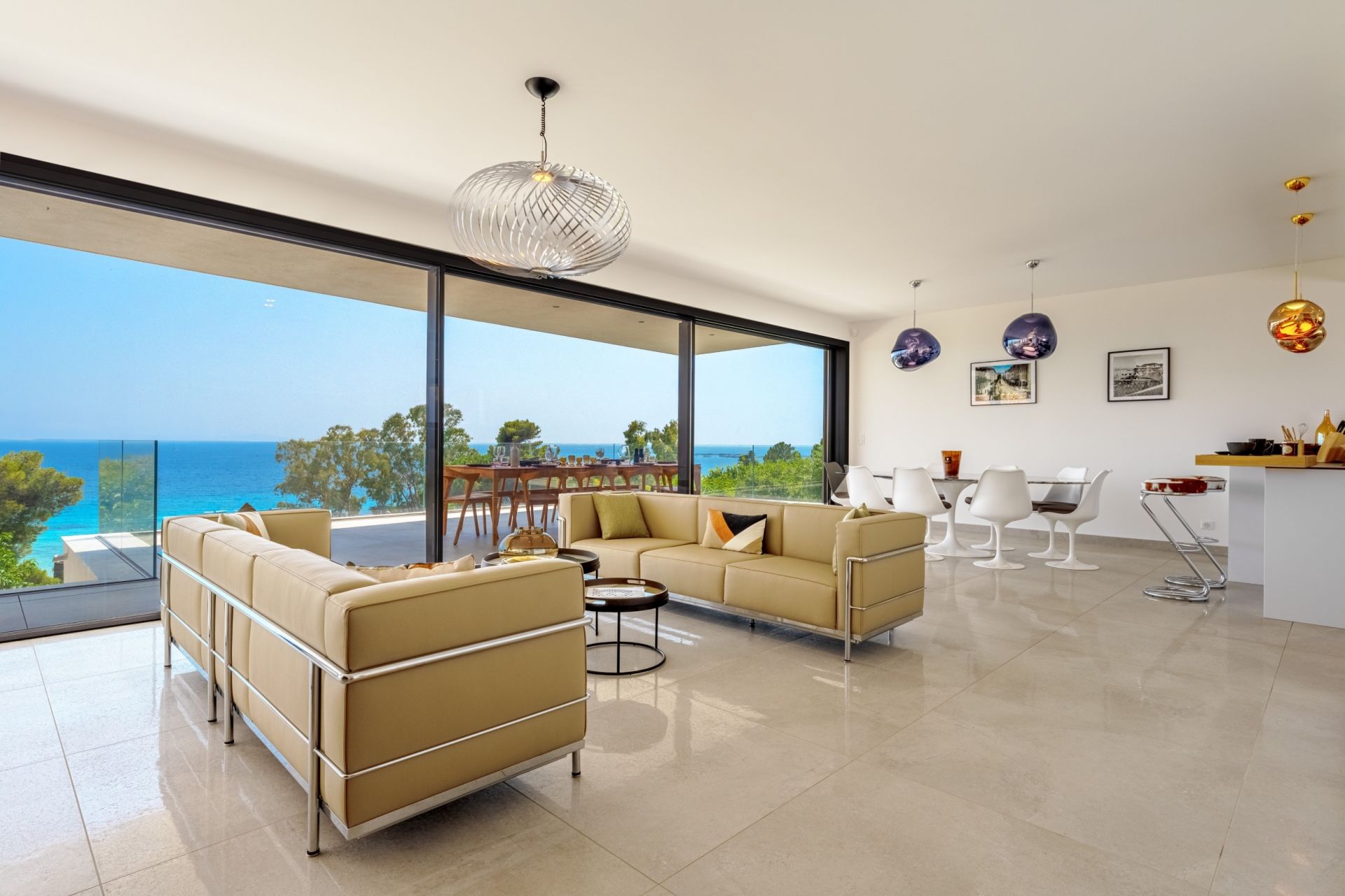 villa de luxe 6 Pièces en location saisonnière sur AJACCIO (20000)