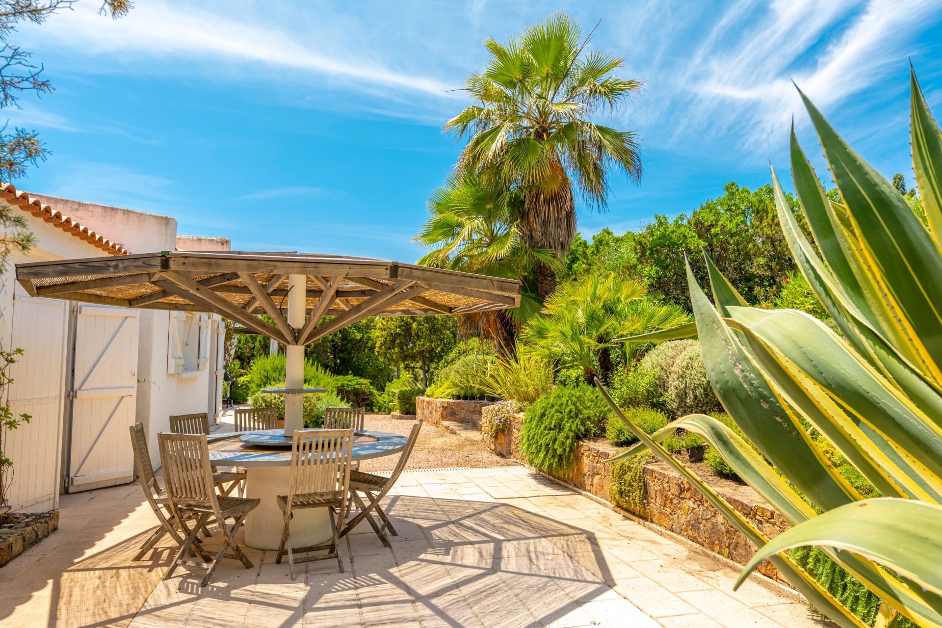 villa de luxe 7 Pièces en location saisonnière sur AJACCIO (20000)
