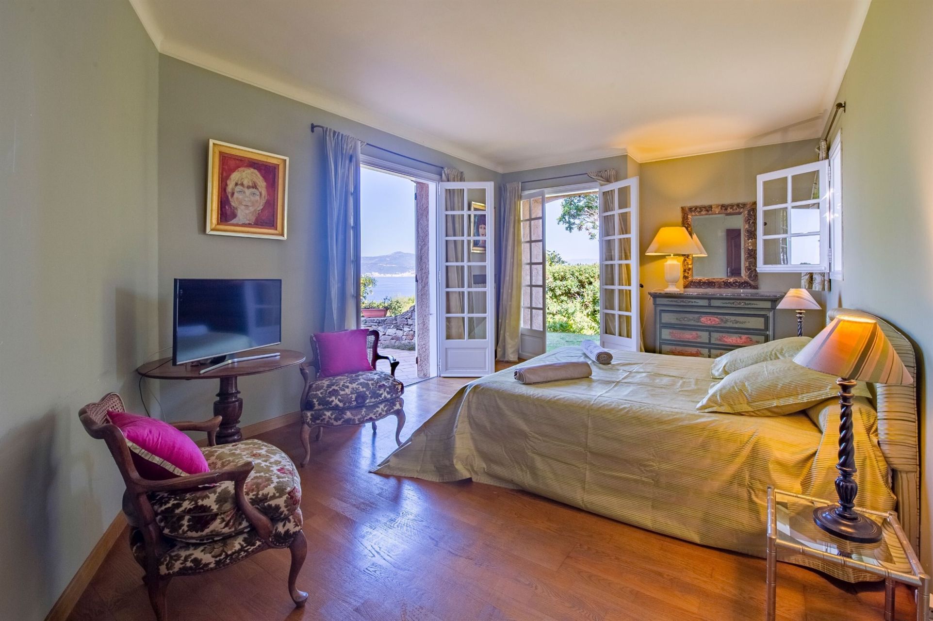 villa de luxe 7 Pièces en location saisonnière sur AJACCIO (20000)