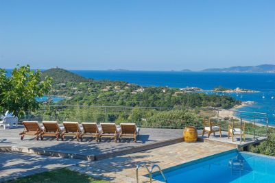 Rental Luxury villa Ajaccio 7 Rooms 250 m²
