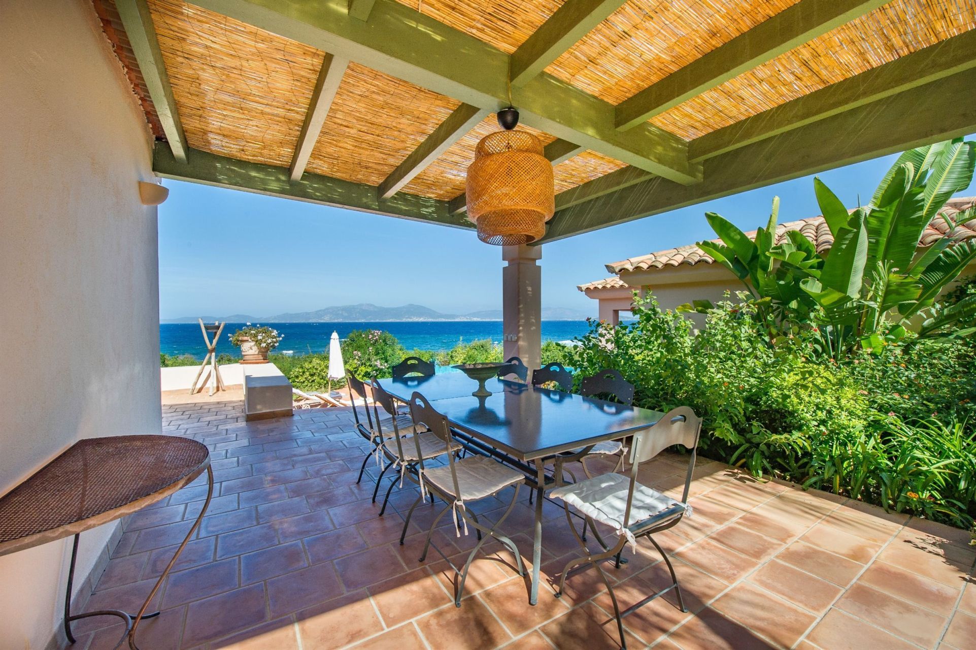 villa de luxe 10 Pièces en location saisonnière sur AJACCIO (20000)