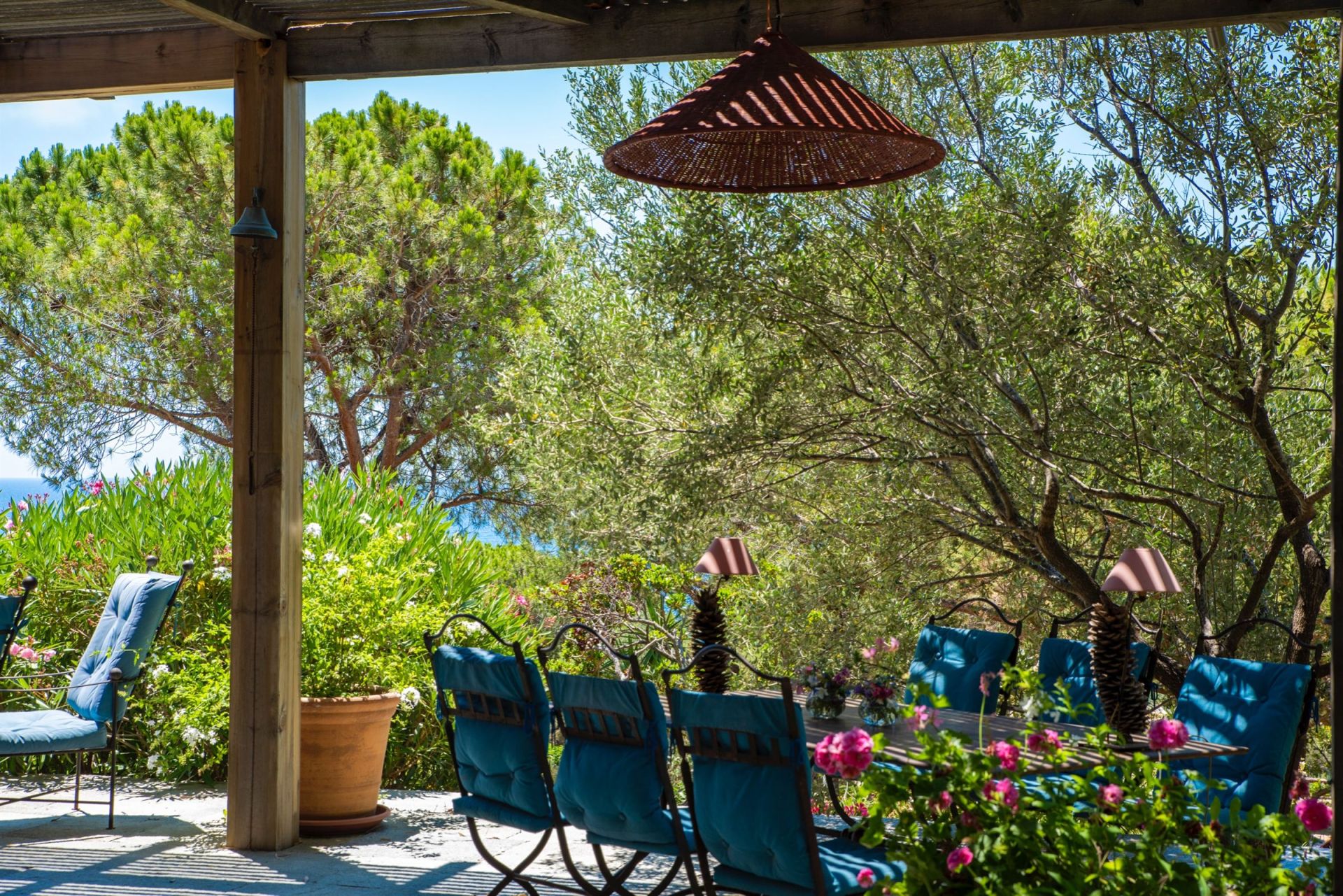 villa de luxe 9 Pièces en location saisonnière sur AJACCIO (20000)