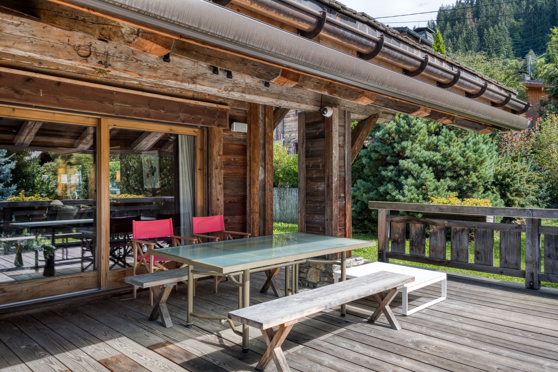 luxury chalet 7 Rooms for seasonal rent on MEGEVE (74120)