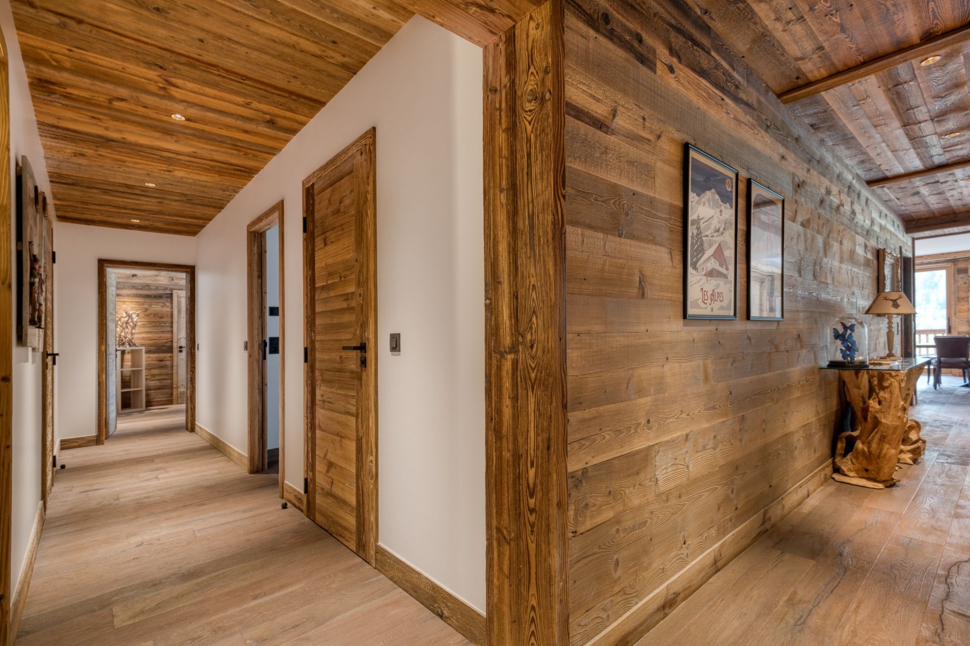 appartement de luxe 6 Pièces en location saisonnière sur MERIBEL LES ALLUES (73550)