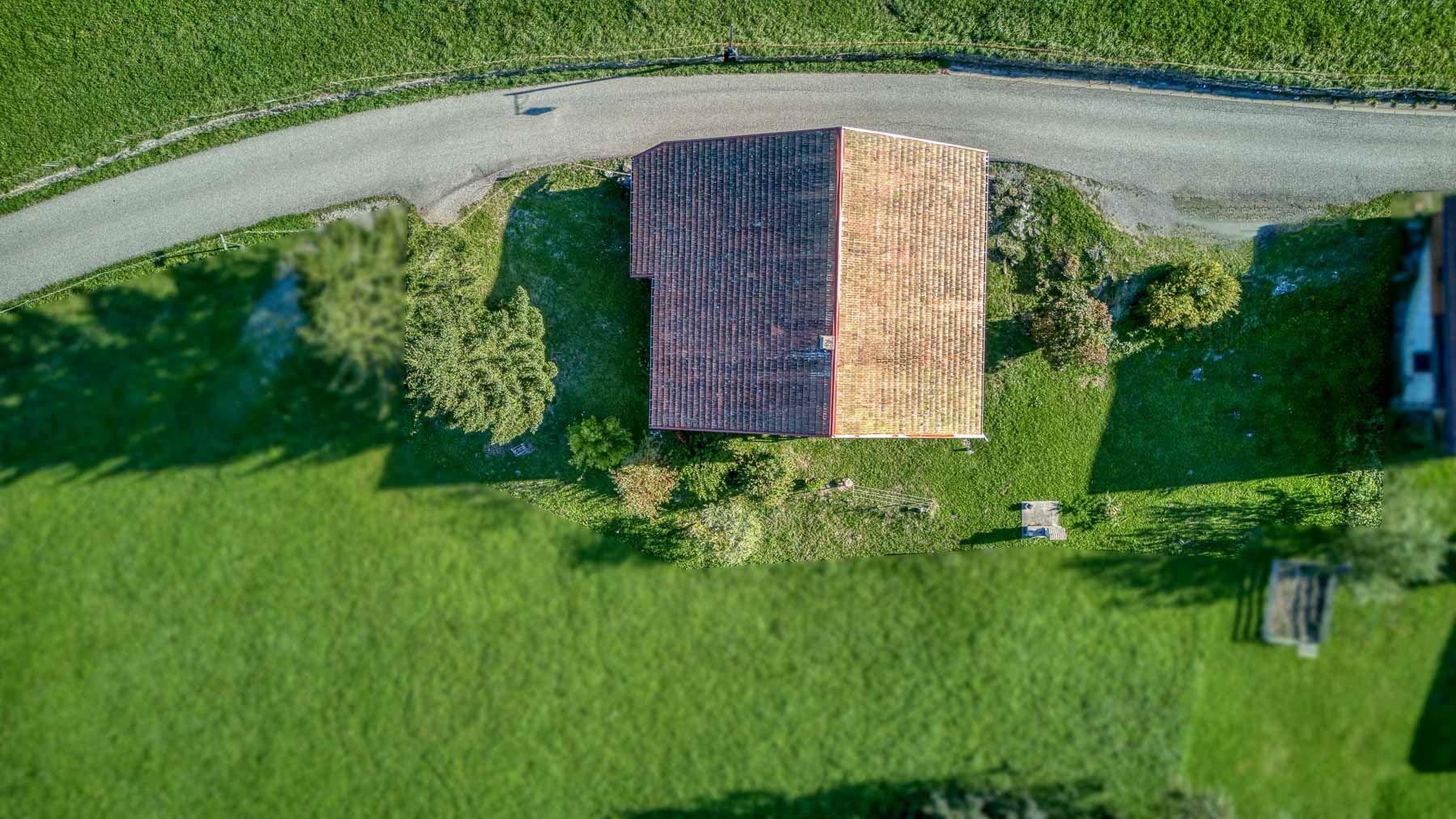 luxury chalet 4 Rooms for sale on MANIGOD (74230)