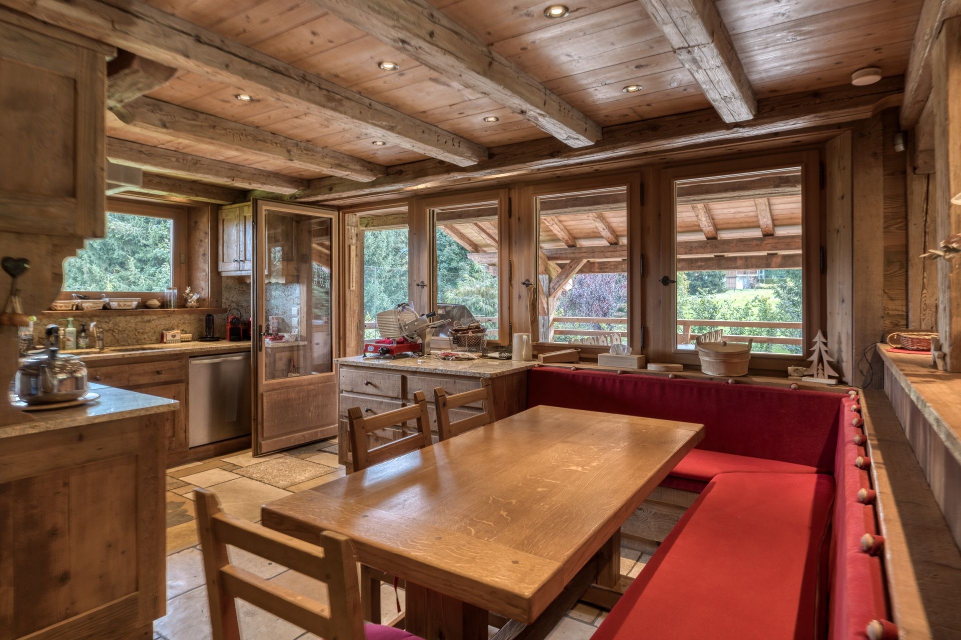 chalet de luxe 10 Pièces en location saisonnière sur MEGEVE (74120)