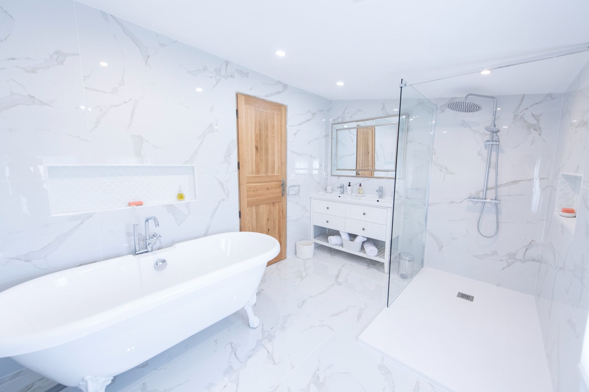bastide 12 Pièces en location saisonnière sur L ISLE SUR LA SORGUE (84800)
