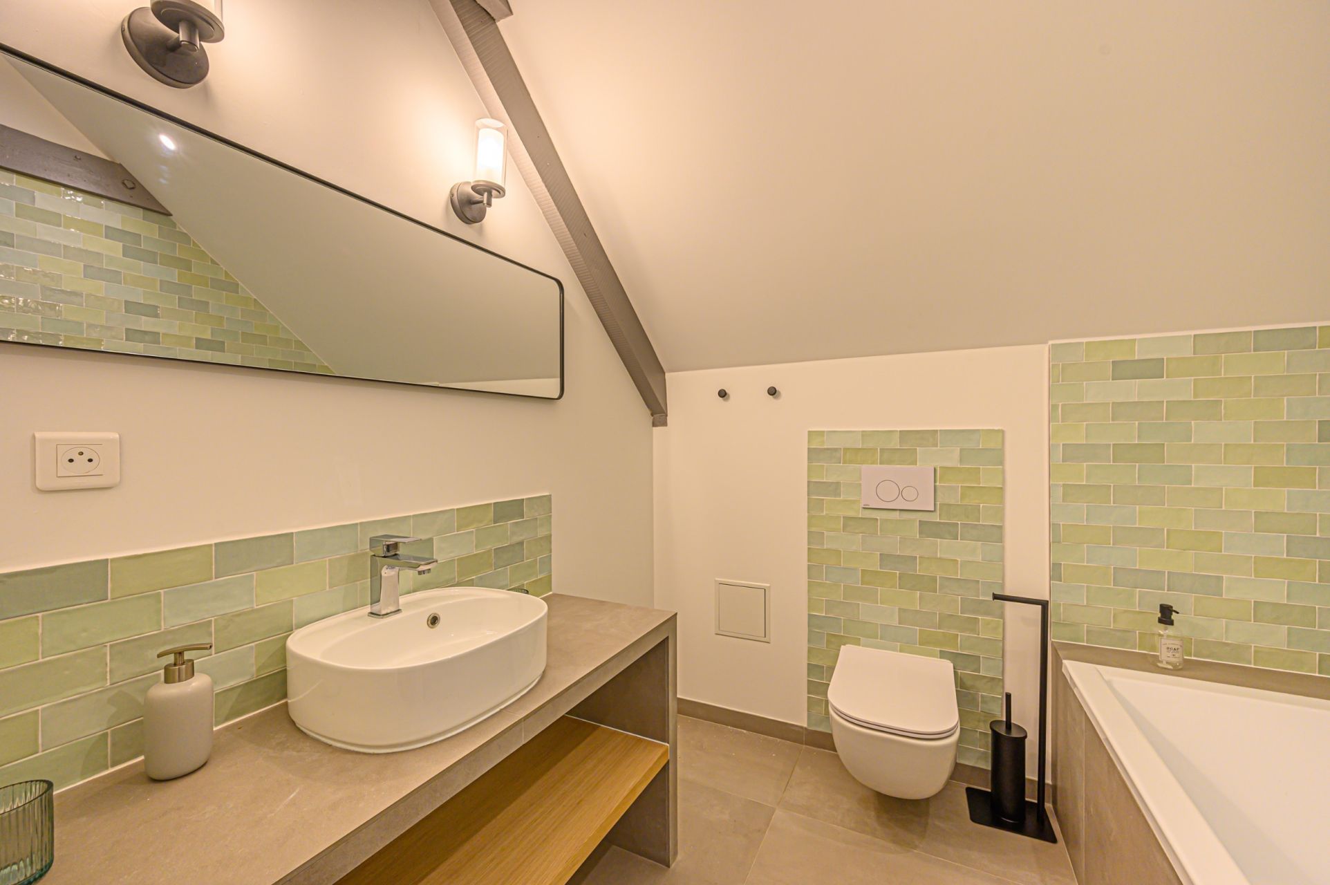 maison de luxe 6 Pièces en location saisonnière sur ARRADON (56610)