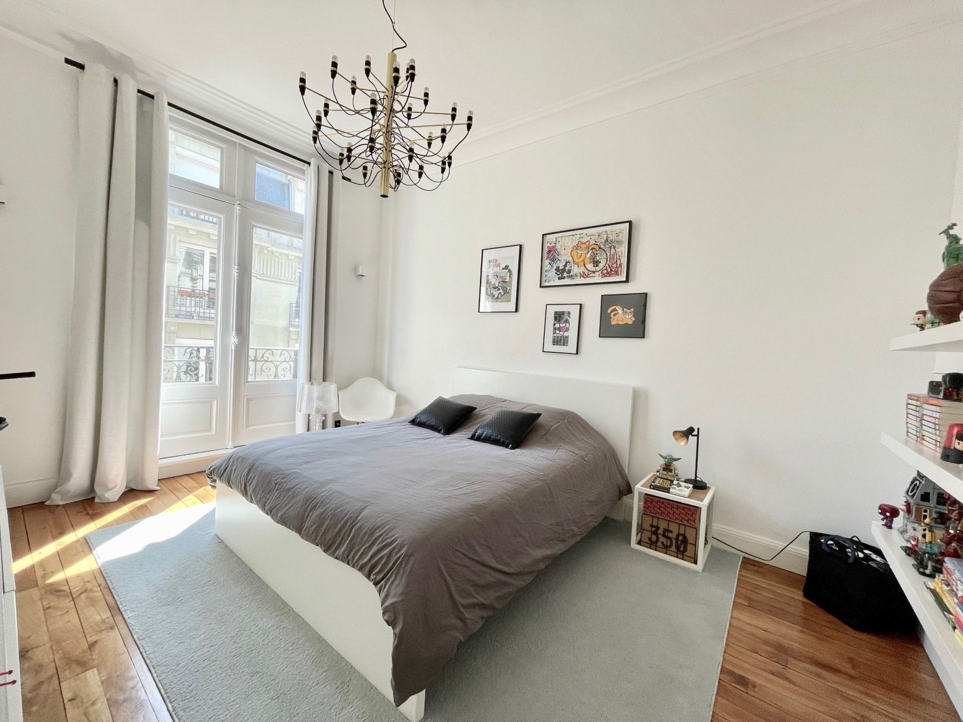 luxury apartment 6 Rooms for sale on LILLE (59000)