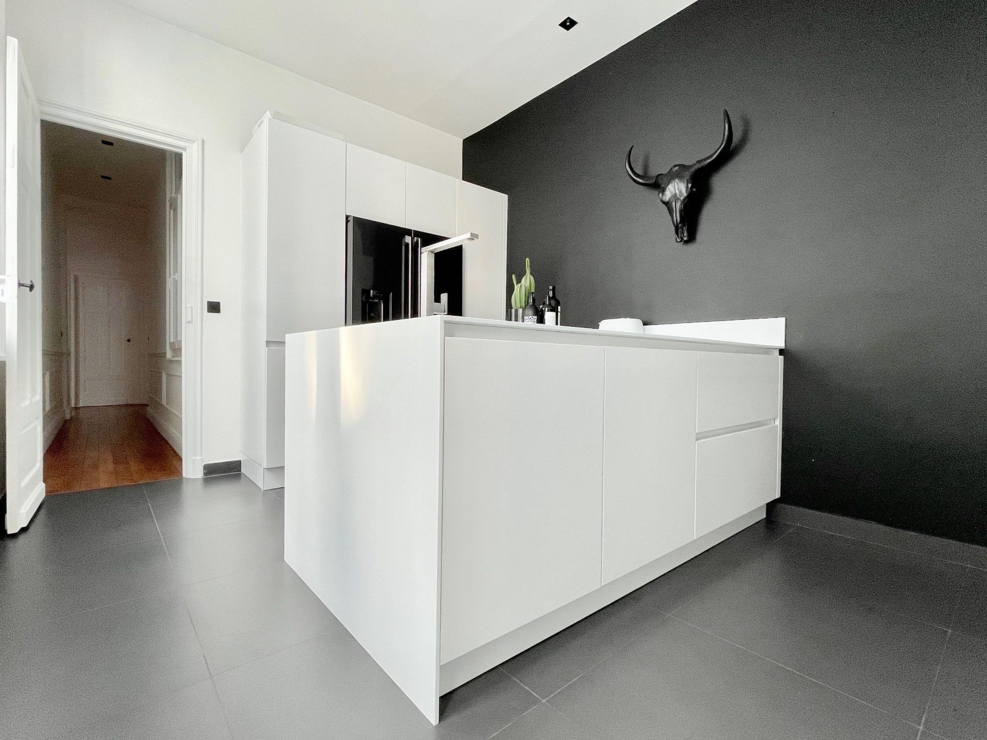 luxury apartment 6 Rooms for sale on LILLE (59000)