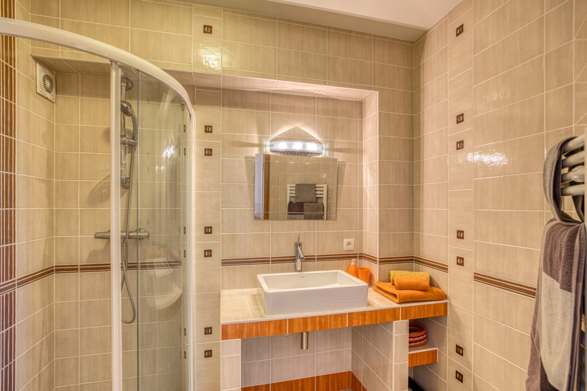 luxury house 11 Rooms for sale on CHEVRY (01170)