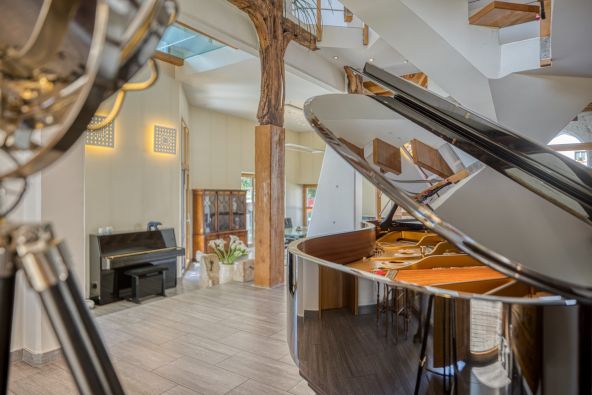 Sale Luxury house Chevry 11 Rooms 350 m²