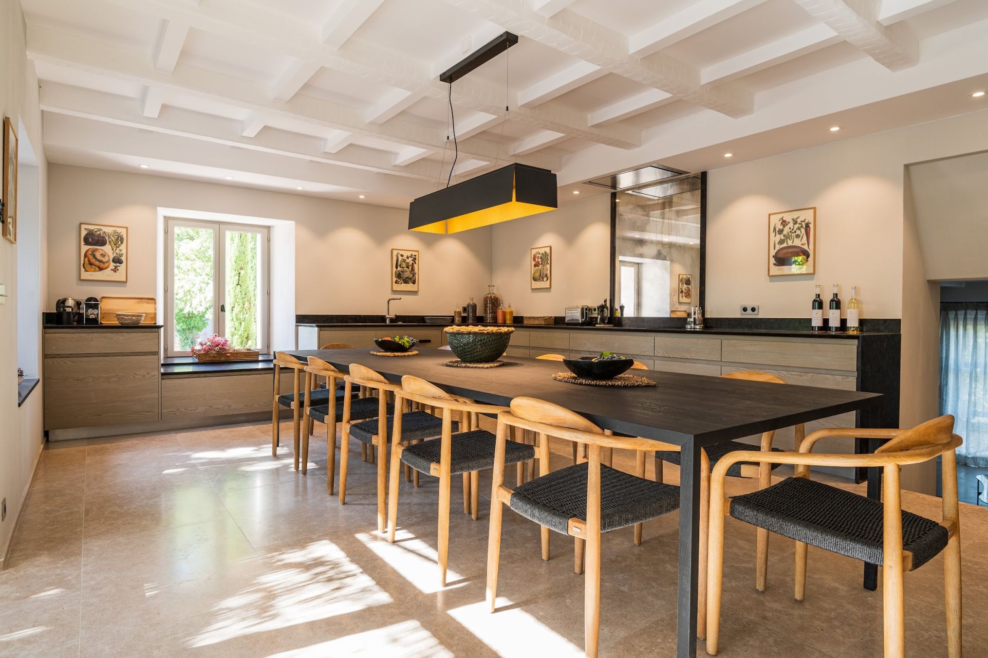 bastide 9 Pièces en location saisonnière sur ST MAXIMIN LA STE BAUME (83470)