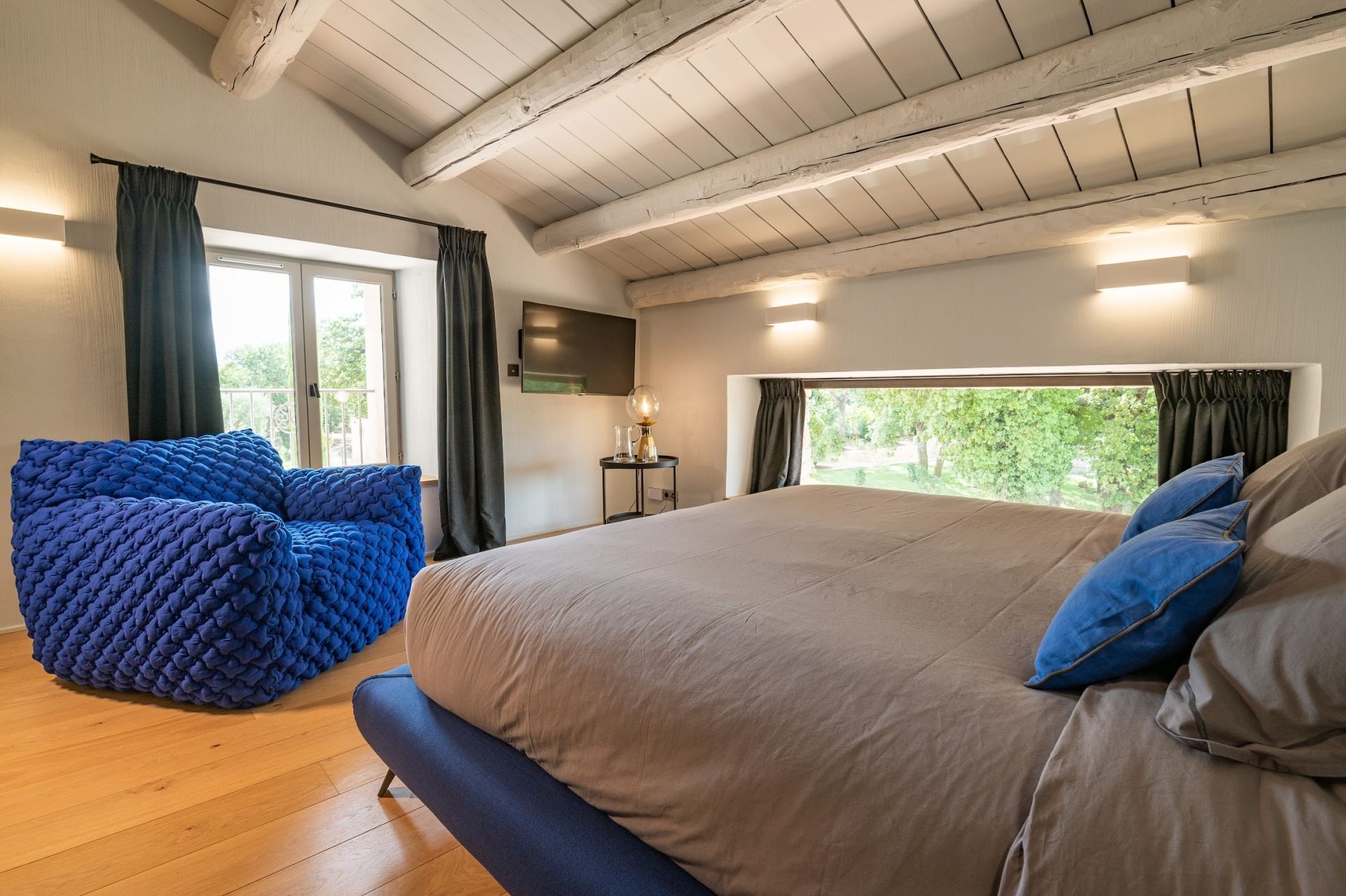 bastide 9 Pièces en location saisonnière sur ST MAXIMIN LA STE BAUME (83470)