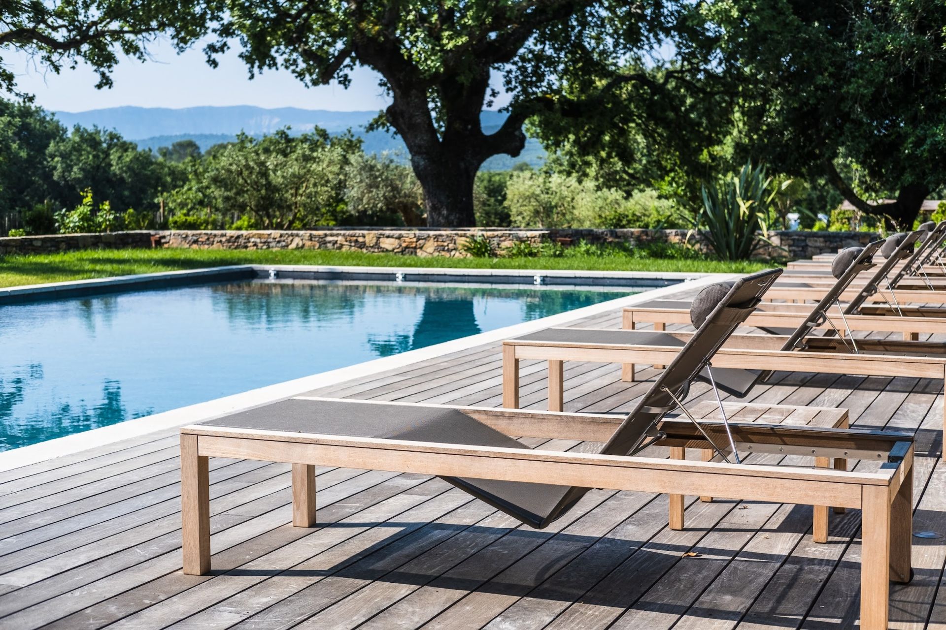 bastide 9 Pièces en location saisonnière sur ST MAXIMIN LA STE BAUME (83470)