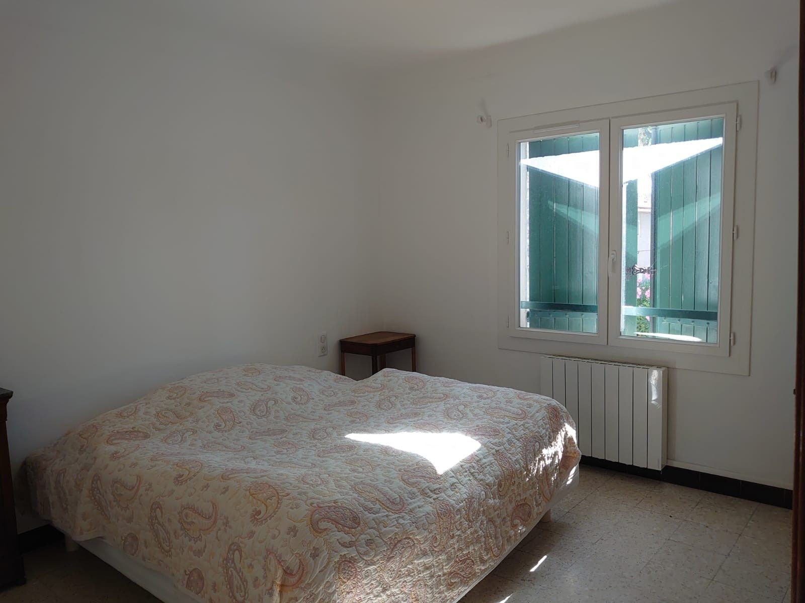 luxury house 6 Rooms for sale on ST REMY DE PROVENCE (13210)