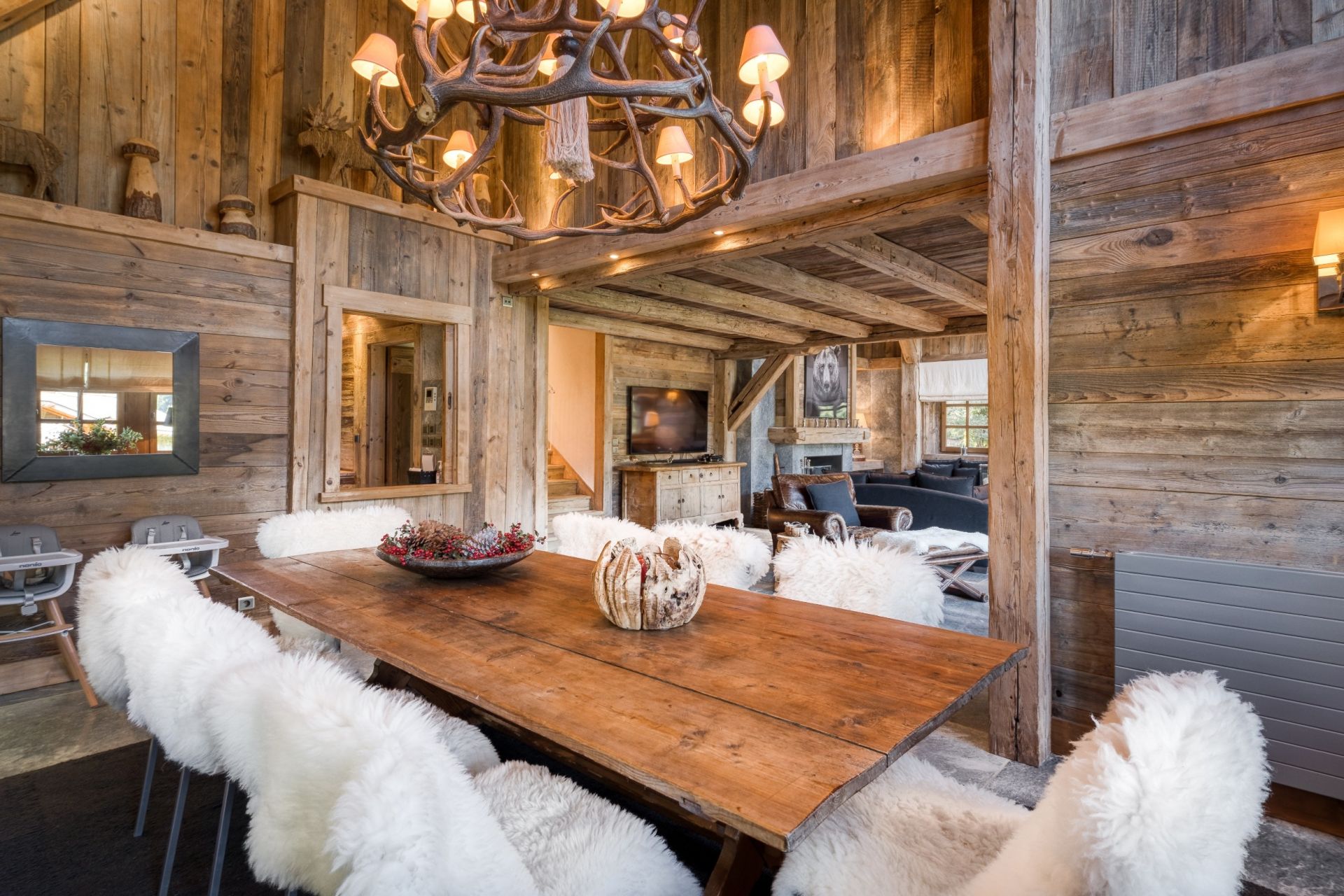 chalet de luxe 8 Pièces en location saisonnière sur MEGEVE (74120)