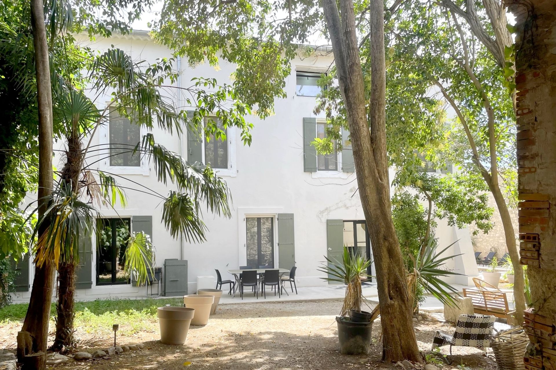 luxury house 11 Rooms for sale on NARBONNE (11100)