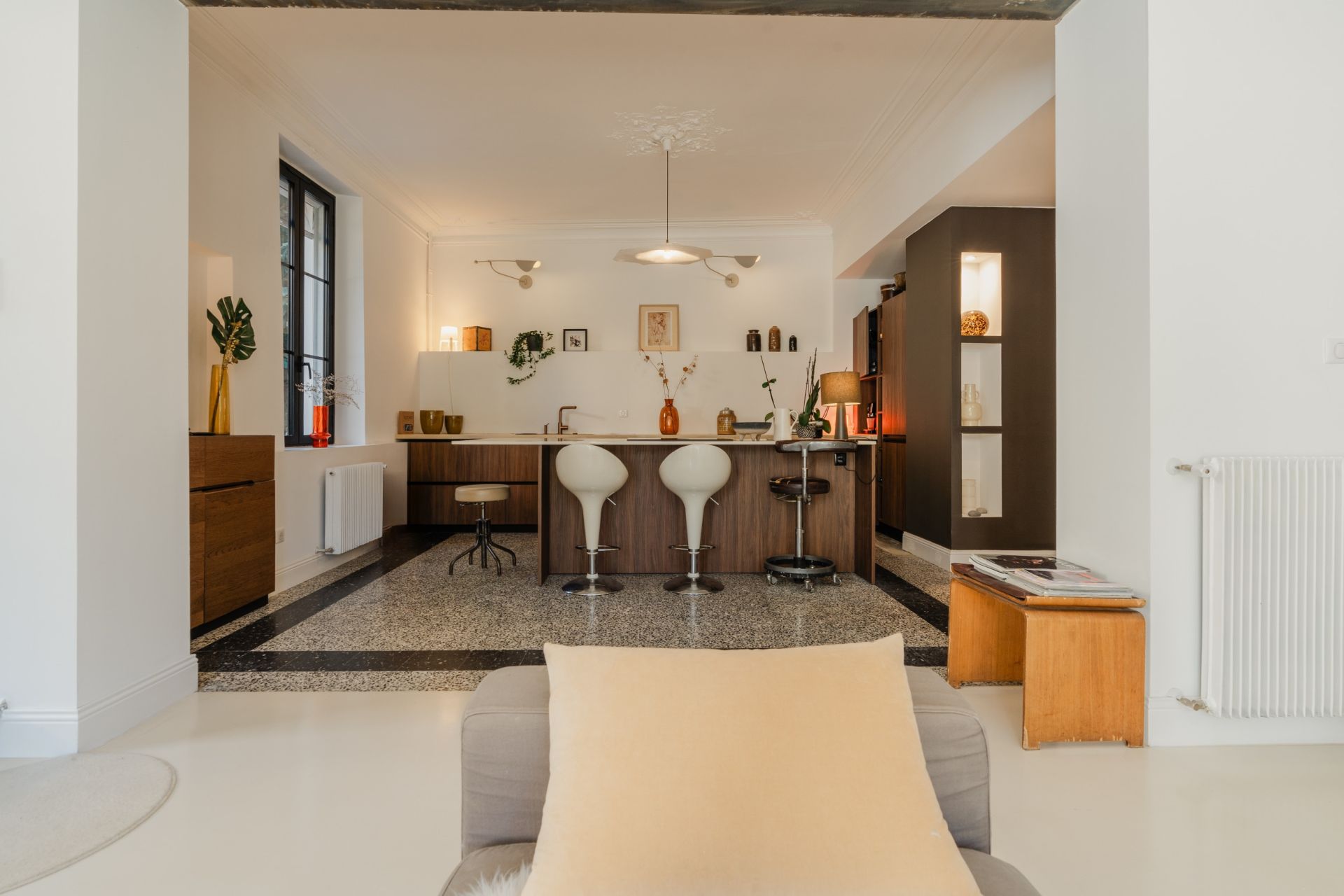 luxury house 11 Rooms for sale on NARBONNE (11100)