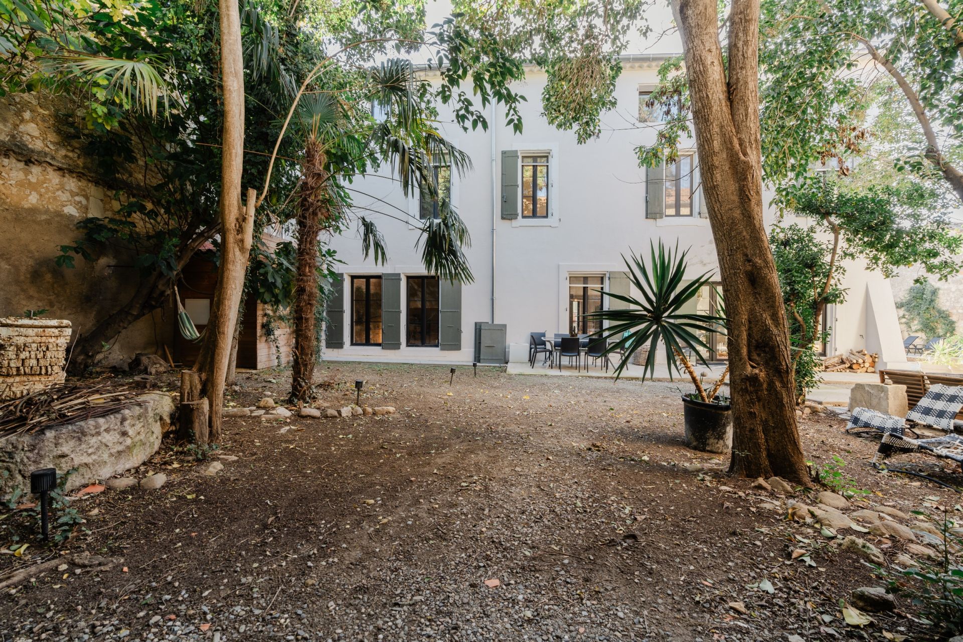 luxury house 11 Rooms for sale on NARBONNE (11100)