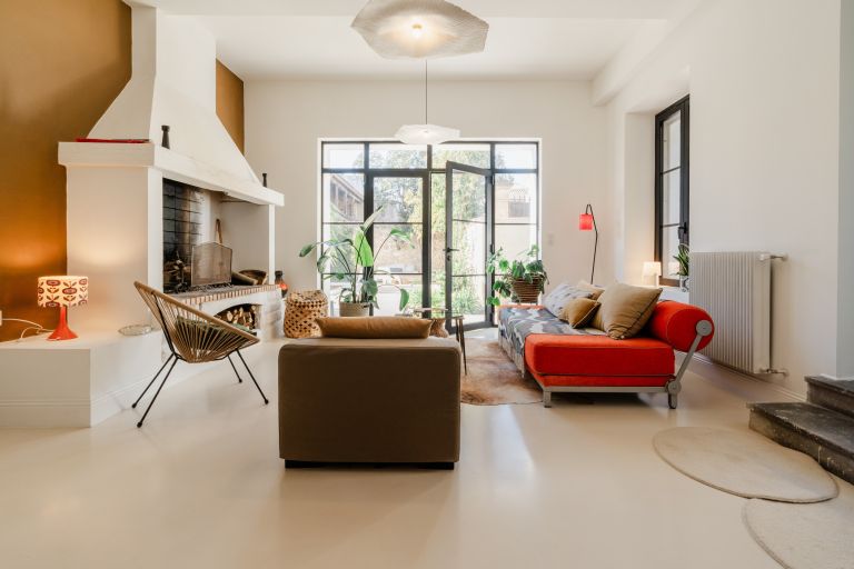 luxury house 11 Rooms for sale on NARBONNE (11100)