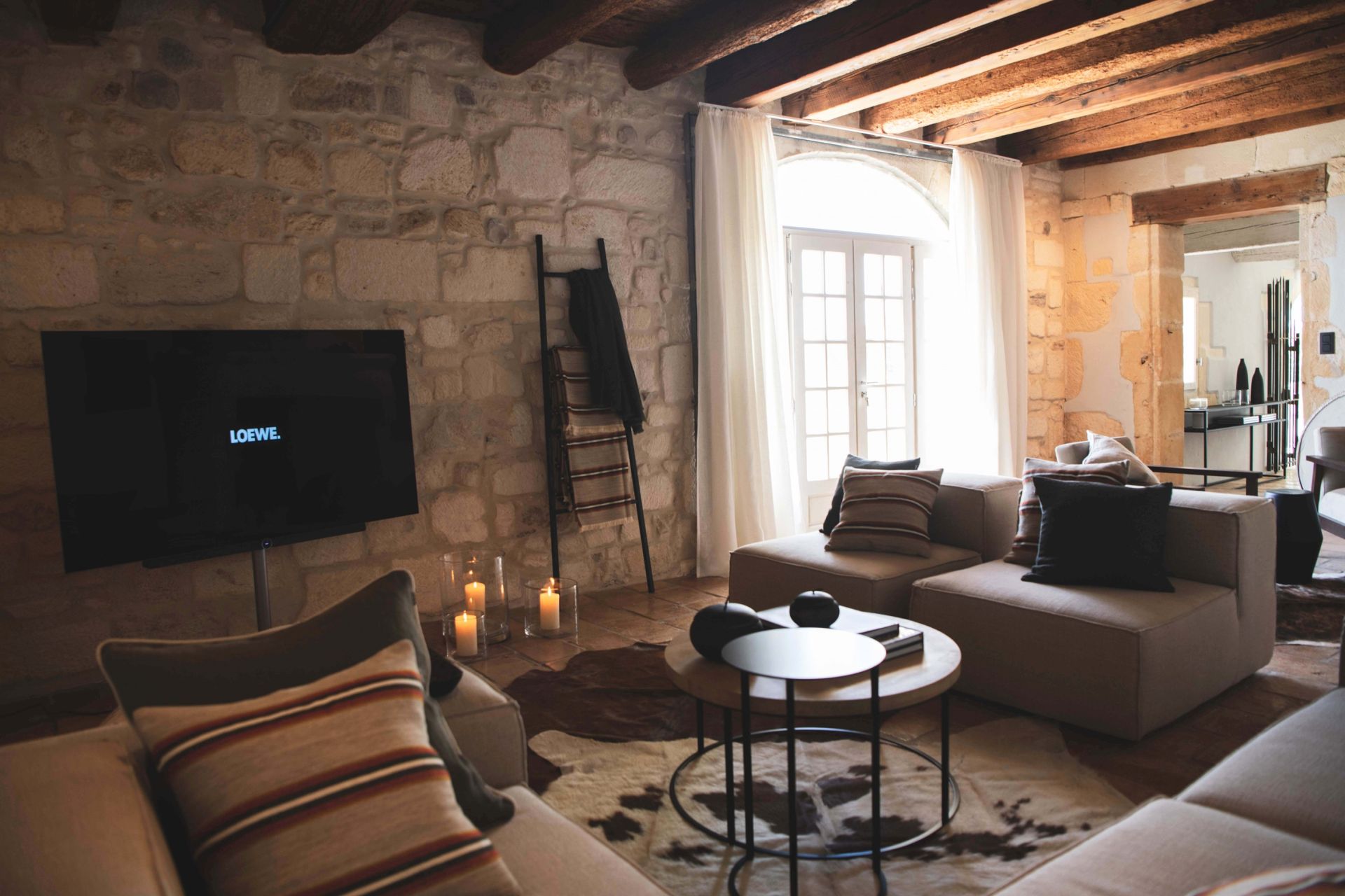 mas 10 Rooms for seasonal rent on ARLES (13200)