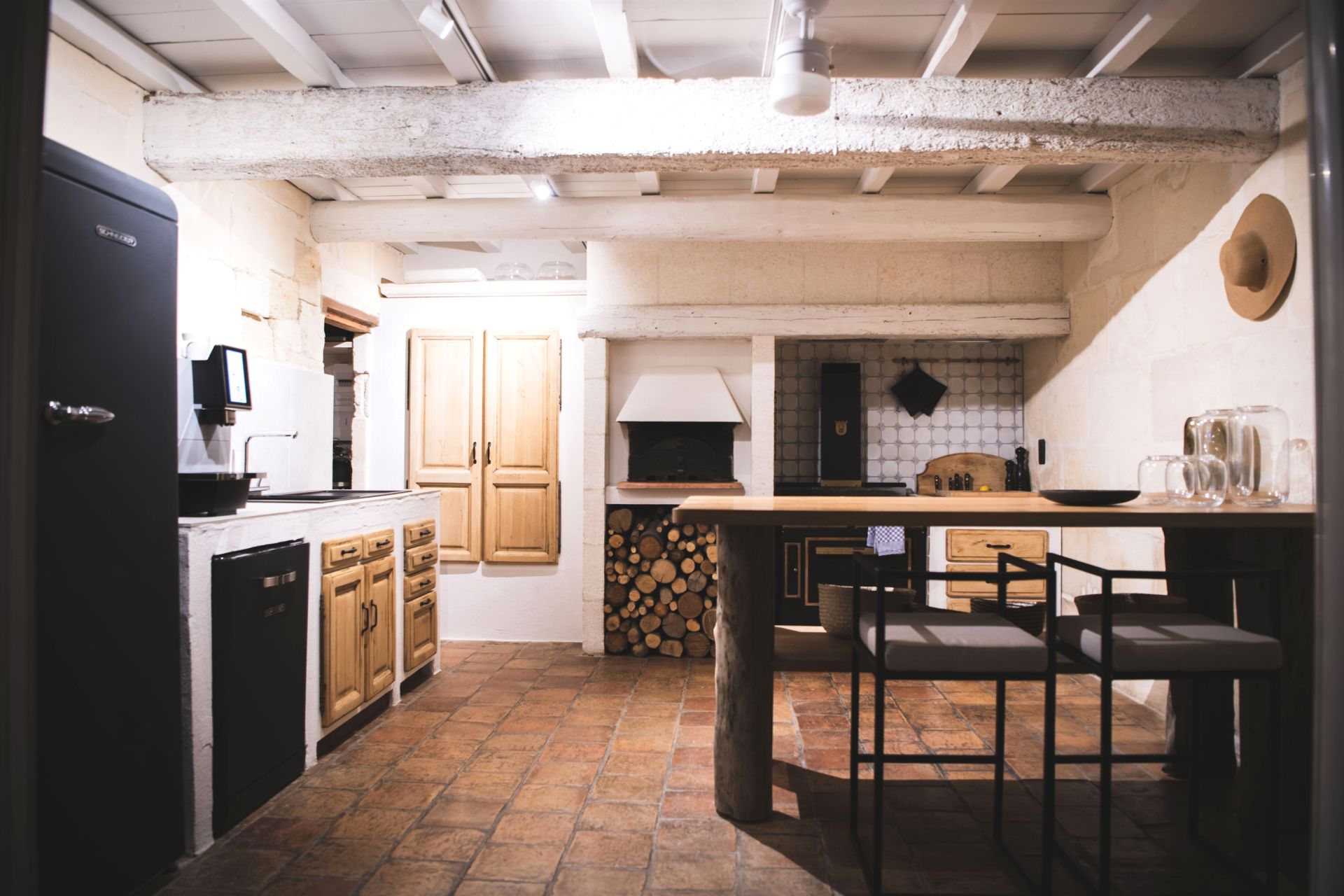 mas 10 Rooms for seasonal rent on ARLES (13200)