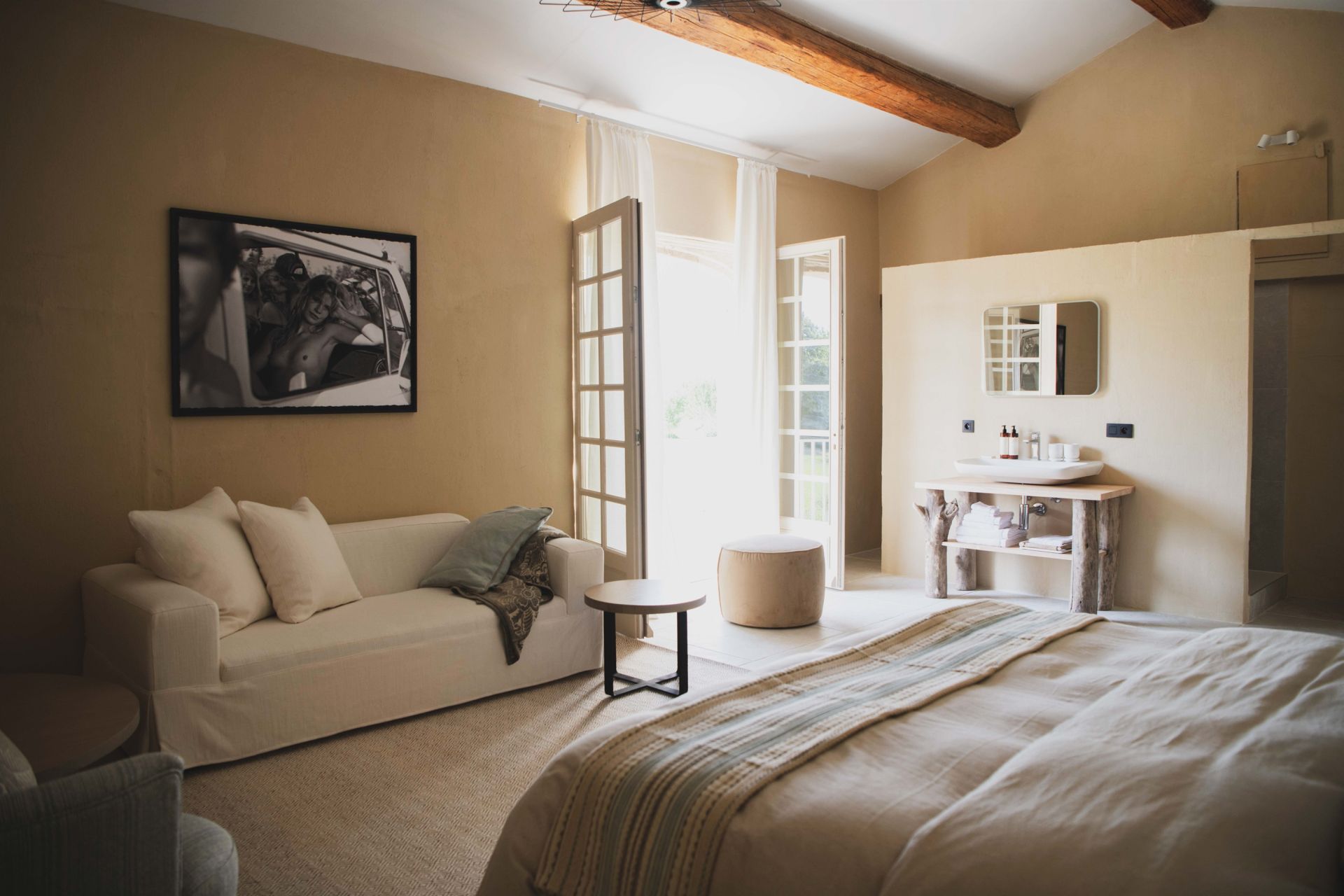 mas 10 Rooms for seasonal rent on ARLES (13200)