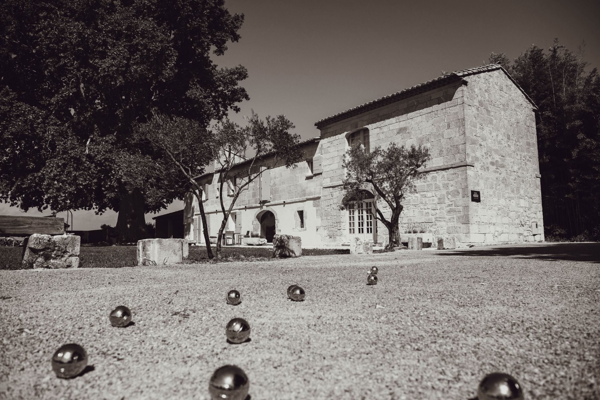 mas 10 Rooms for seasonal rent on ARLES (13200)
