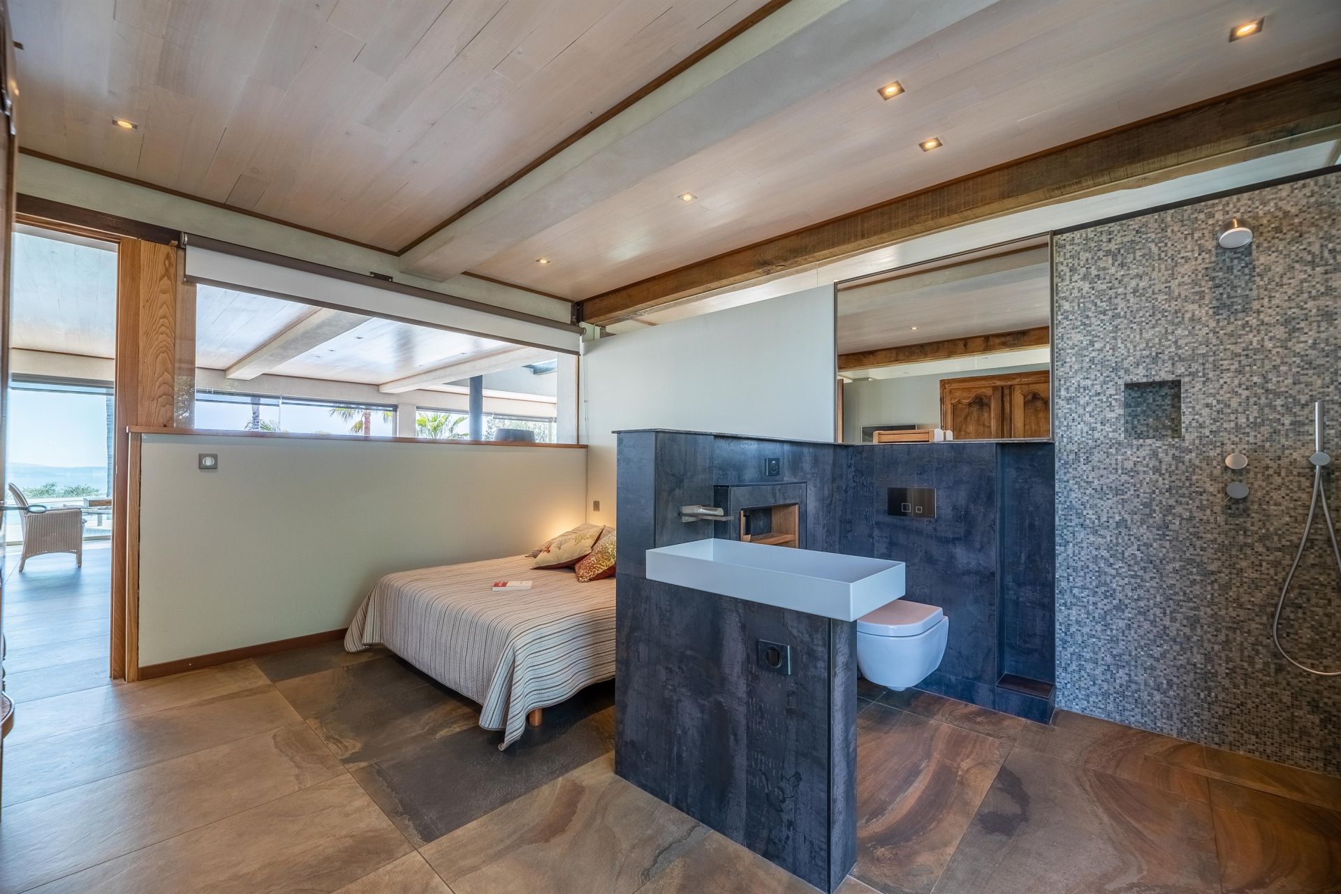 luxury house 7 Rooms for seasonal rent on AJACCIO (20000)