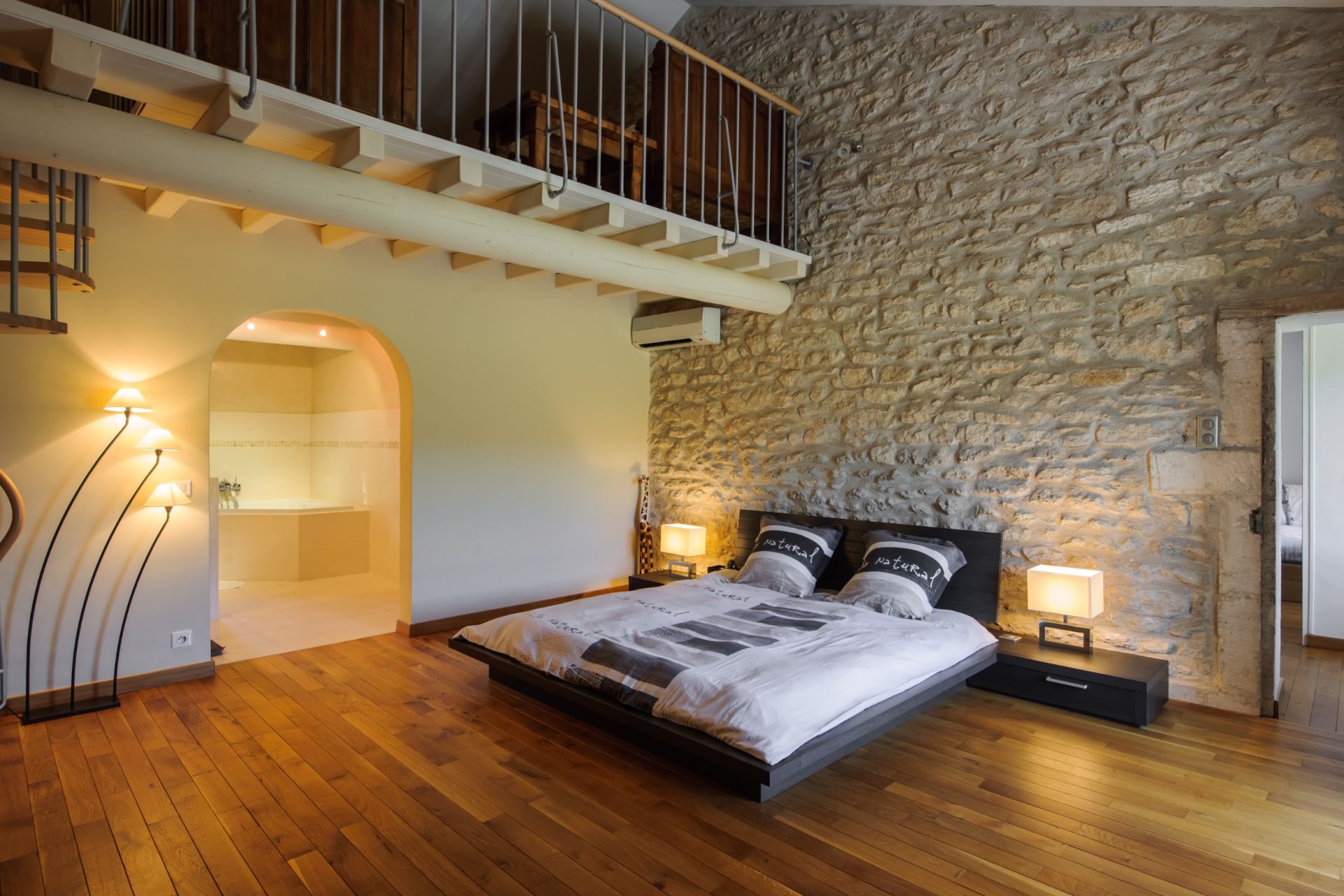 mas 9 Pièces en location saisonnière sur ST REMY DE PROVENCE (13210)