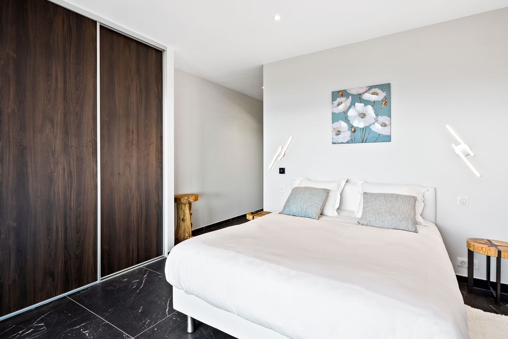 luxury house 11 Rooms for seasonal rent on PORTICCIO (20166)