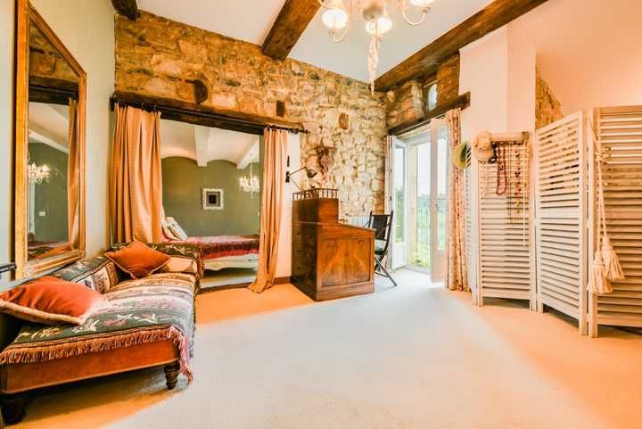 maison de luxe 7 Pièces en vente sur UZES (30700)