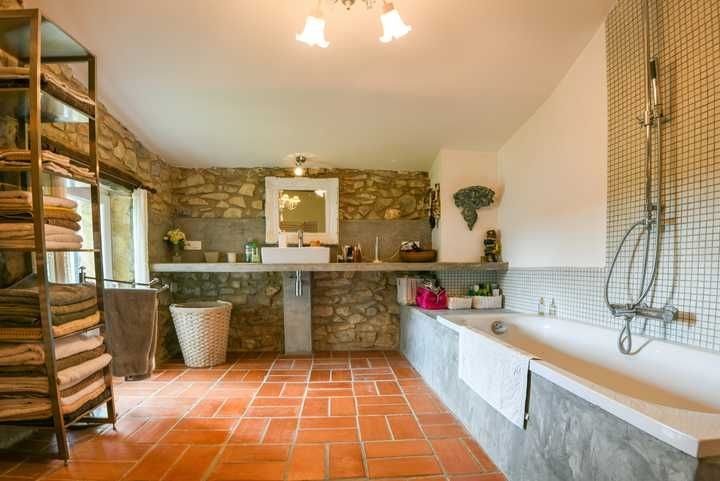 maison de luxe 7 Pièces en vente sur UZES (30700)