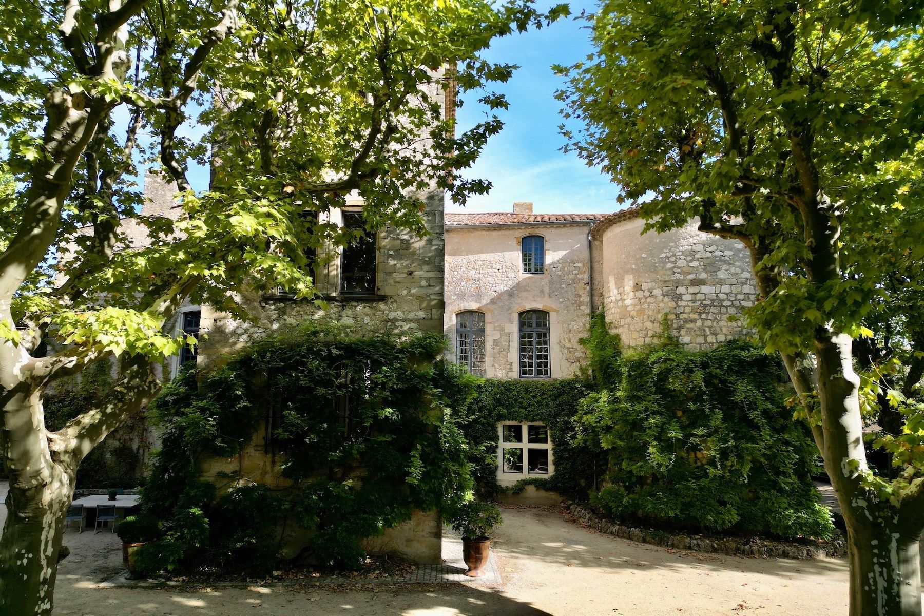 château 15 Pièces en vente sur UZES (30700)